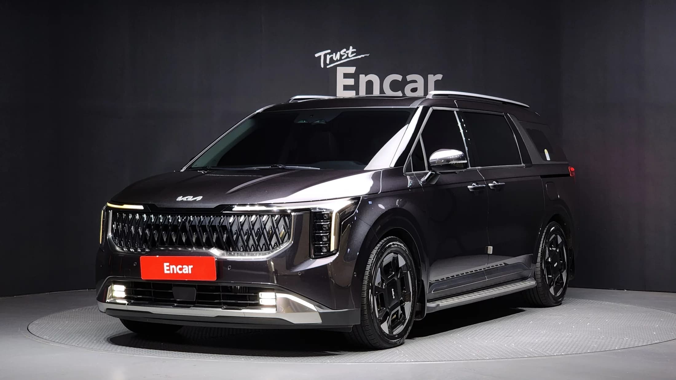 Kia Carnival 7-Seater Signature, 2023 г. 48287 км.