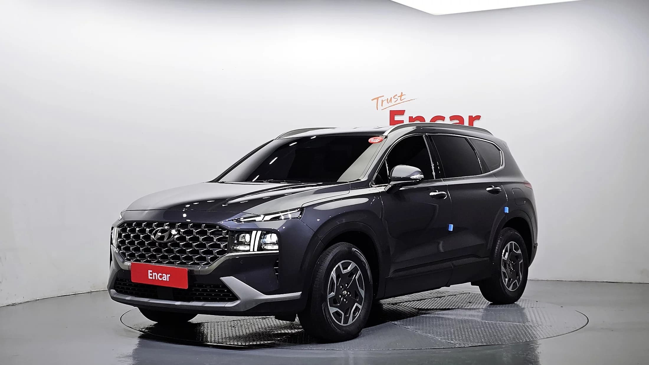 Hyundai Santa Fe HEV 1.6 2WD Prestige, гибрид, 2021 г. 48990 км.