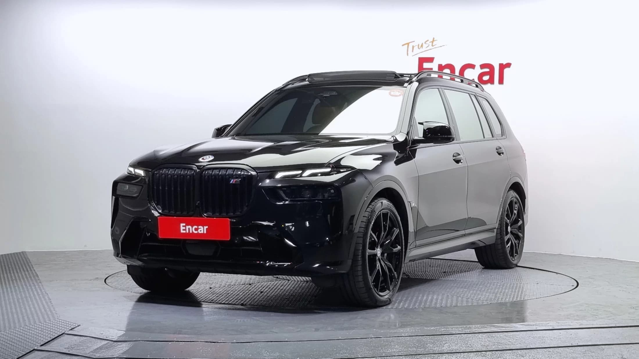 BMW X7 M60i xDrive M sport 6STR, 2023 г. 45321 км.