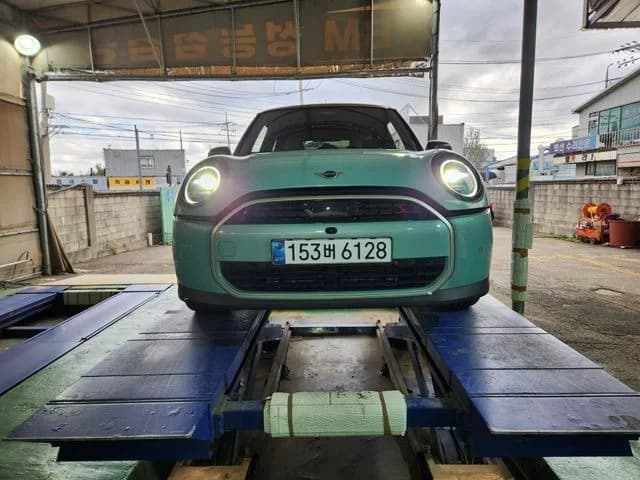 MINI Cooper Favoured 4th, 2024 г. 13466 км.