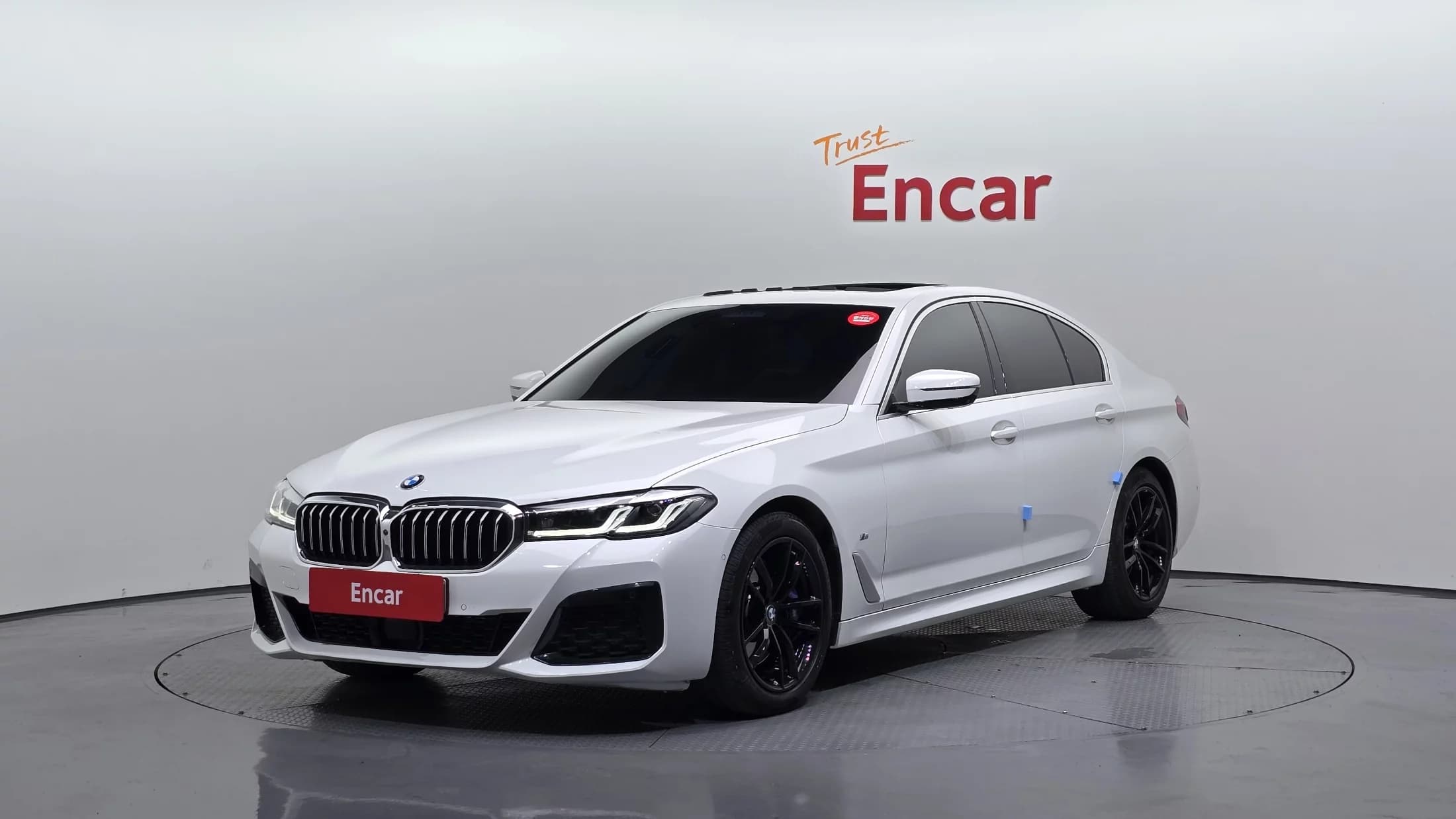 BMW 5-Series 523d xDrive M Sport, 2023 г. 52678 км.