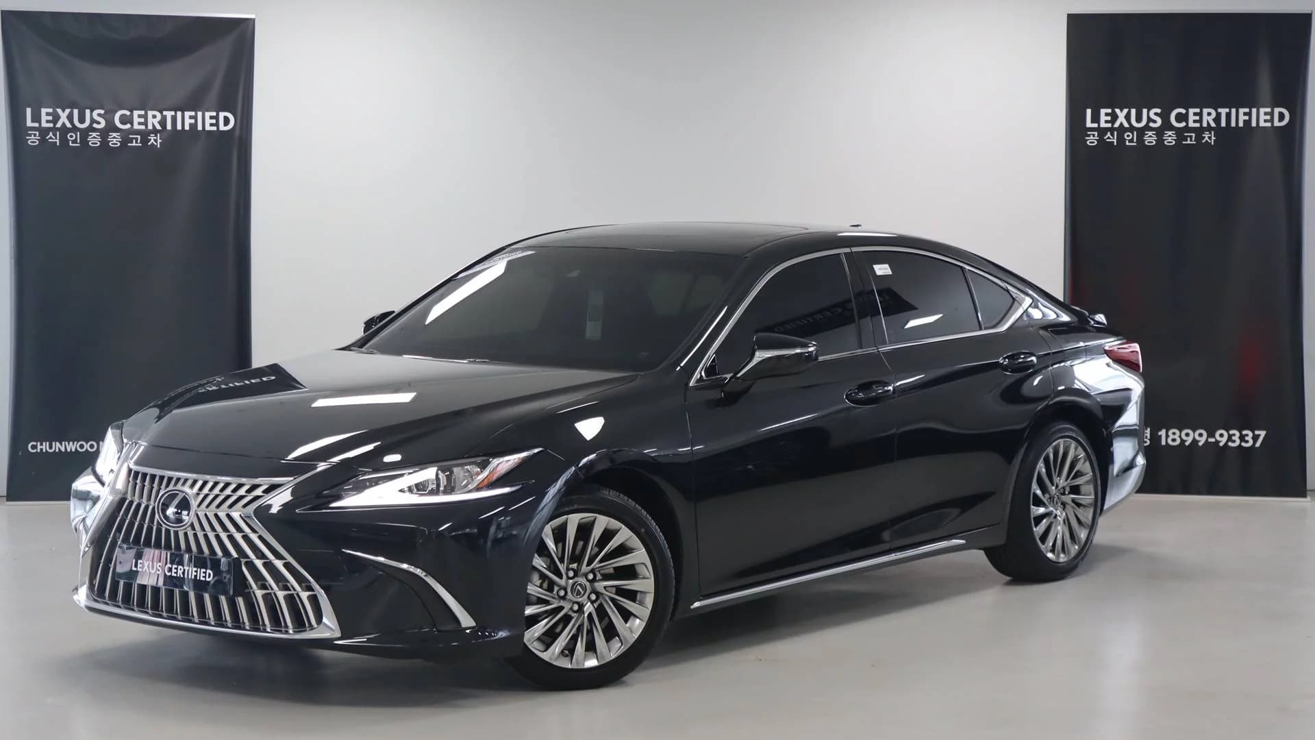 Lexus ES300h Luxury Plus, гибрид, 2025 г. 8263 км.