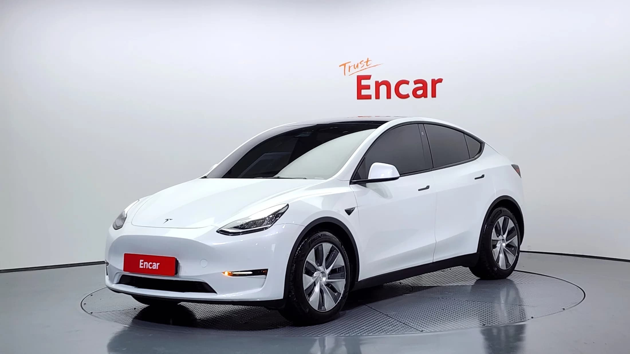 Tesla Model Y Long Range, электромобиль, 2021 г. 131588 км.