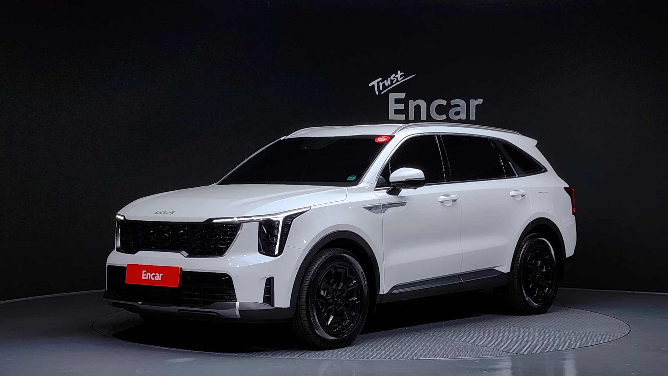 Kia Sorento HEV 1.6 2WD Signature, гибрид, 2024 г. 14097 км.