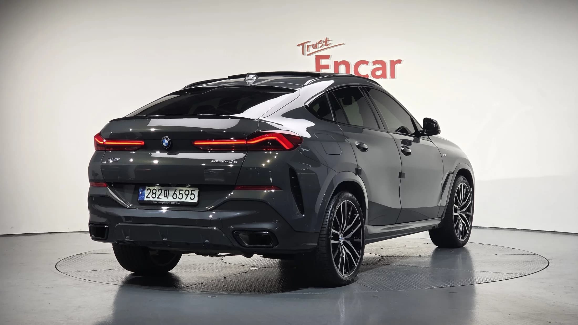 BMW X6 xDrive40d M Sport Online Exclusive, 2023 г. 19496 км.