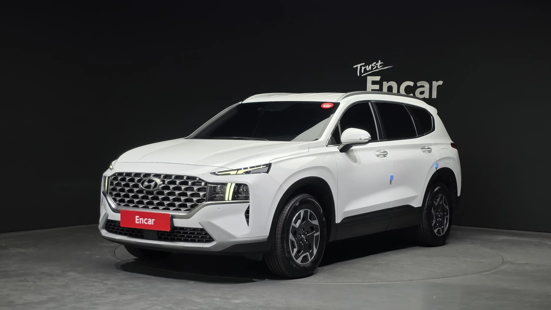 Hyundai Santa Fe HEV 1.6 2WD Prestige, гибрид, 2022 г. 104403 км.