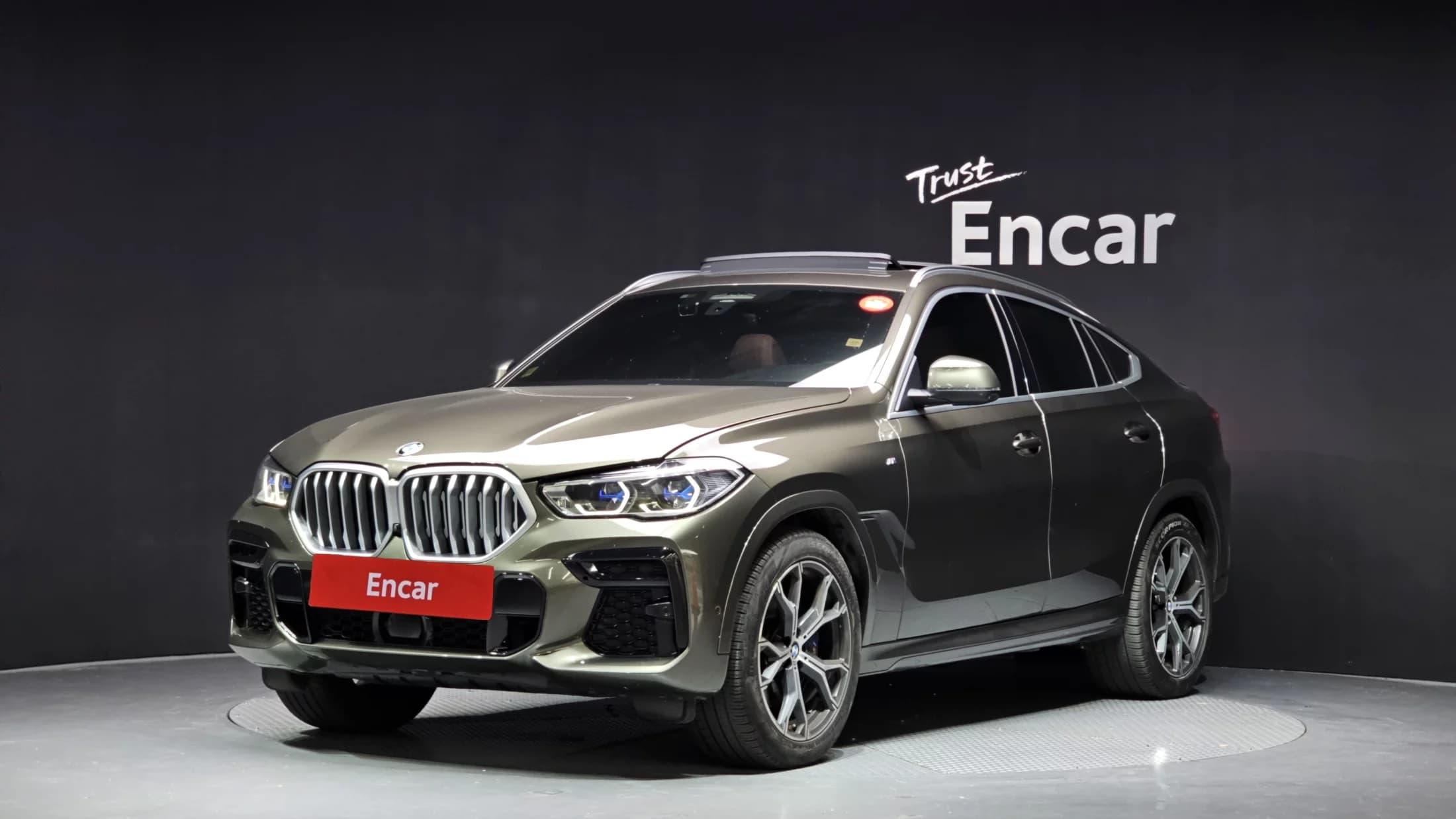 BMW X6 xDrive40i M Sport, 2022 г. 73290 км.