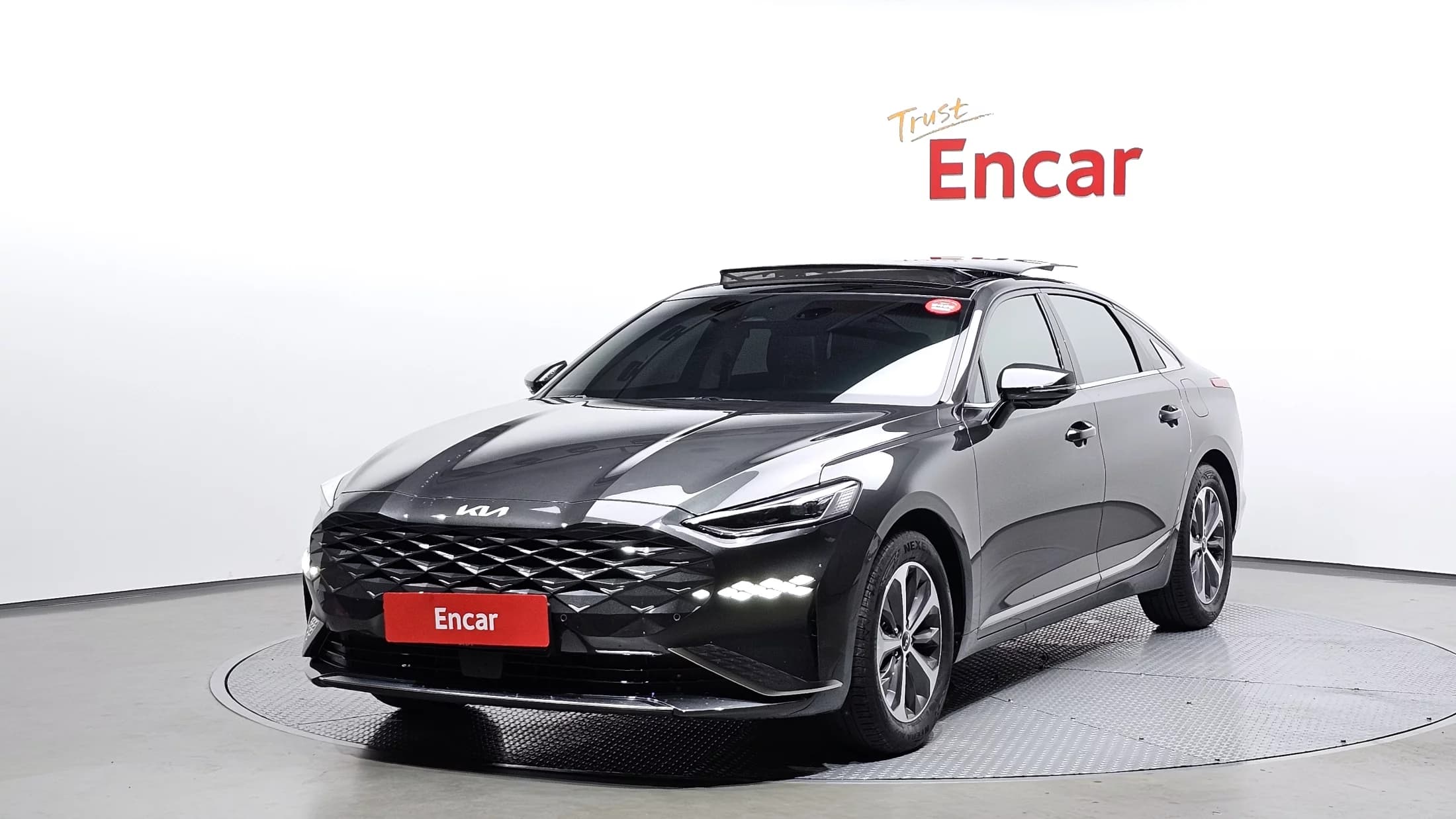 Kia K8 Noblesse, гибрид, 2022 г. 20481 км.