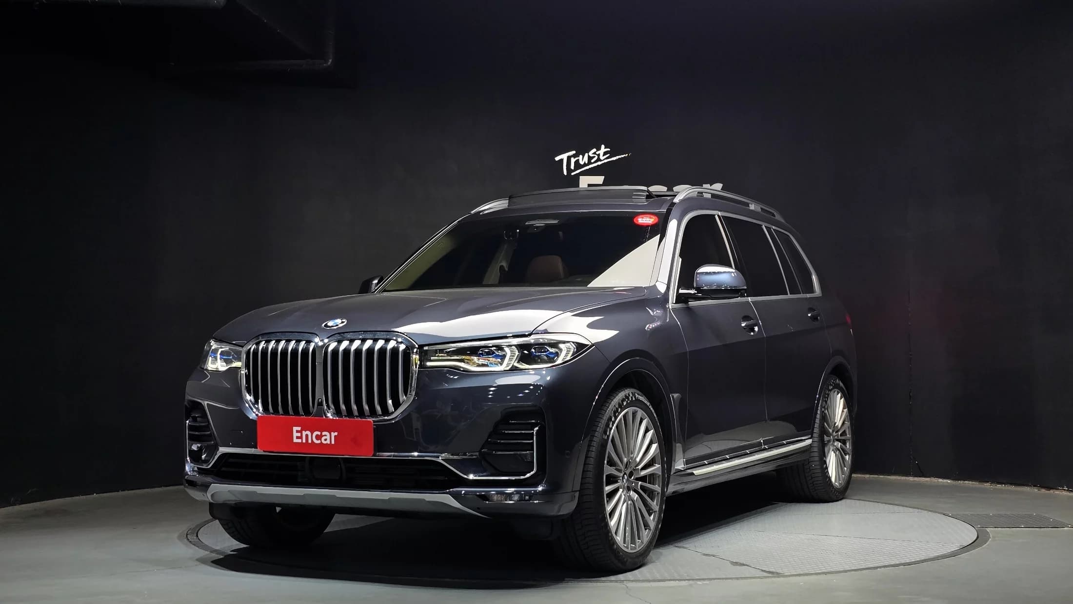 BMW X7 xDrive 40i Design Pure Excellence 7-Seater, 2021 г. 27431 км.