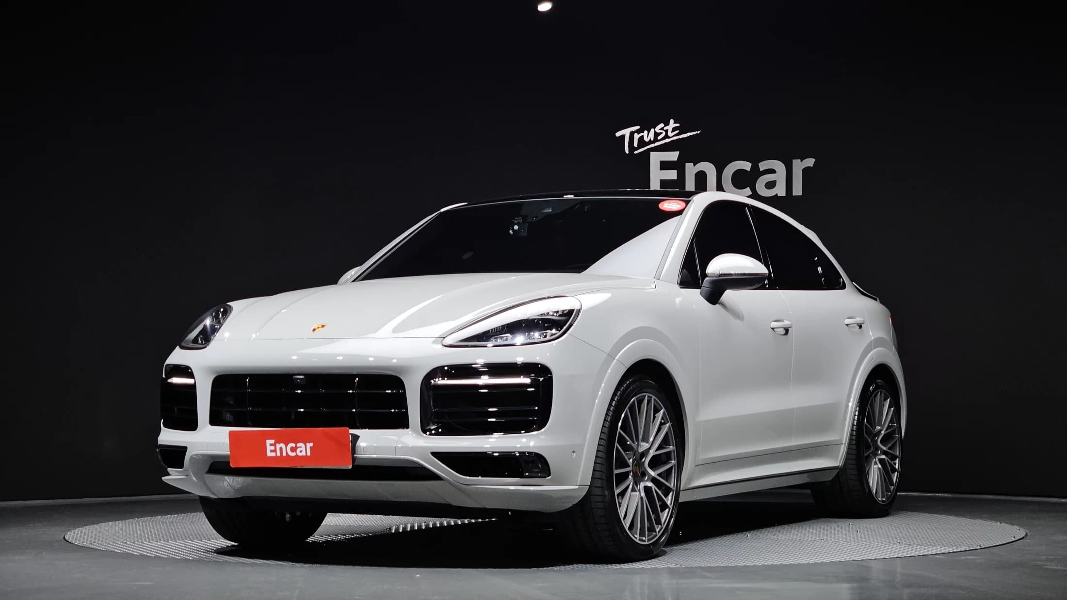 Porsche CAYENNE 3.0 Coupe, 2021 г. 33848 км.