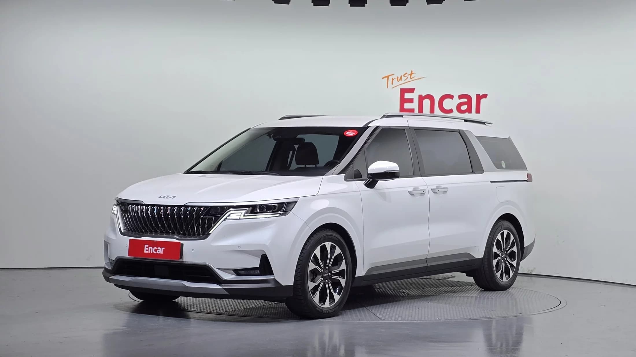 Kia Carnival 9-Seater Prestige, 2021 г. 121782 км.