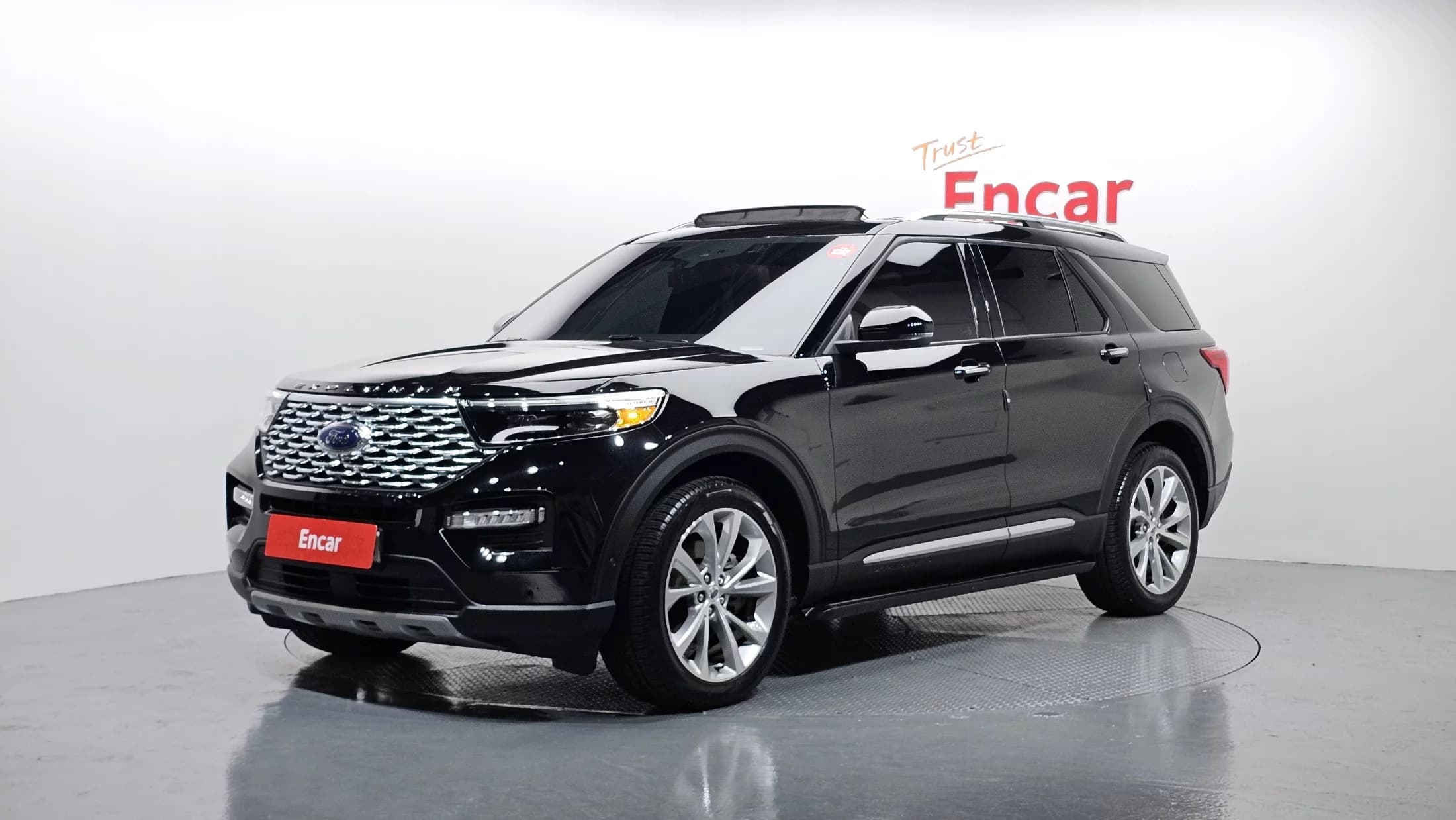 Ford EXPLORER 3.0 Platinum 4WD, 2021 г. 15112 км.