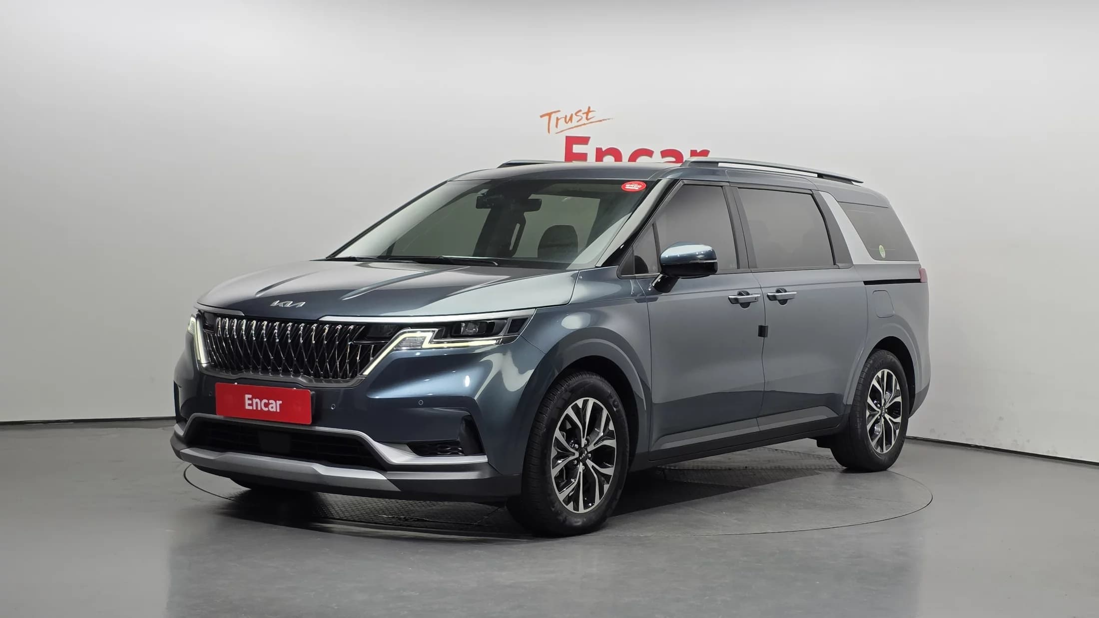 Kia Carnival 9-Seater Prestige, 2023 г. 62669 км.