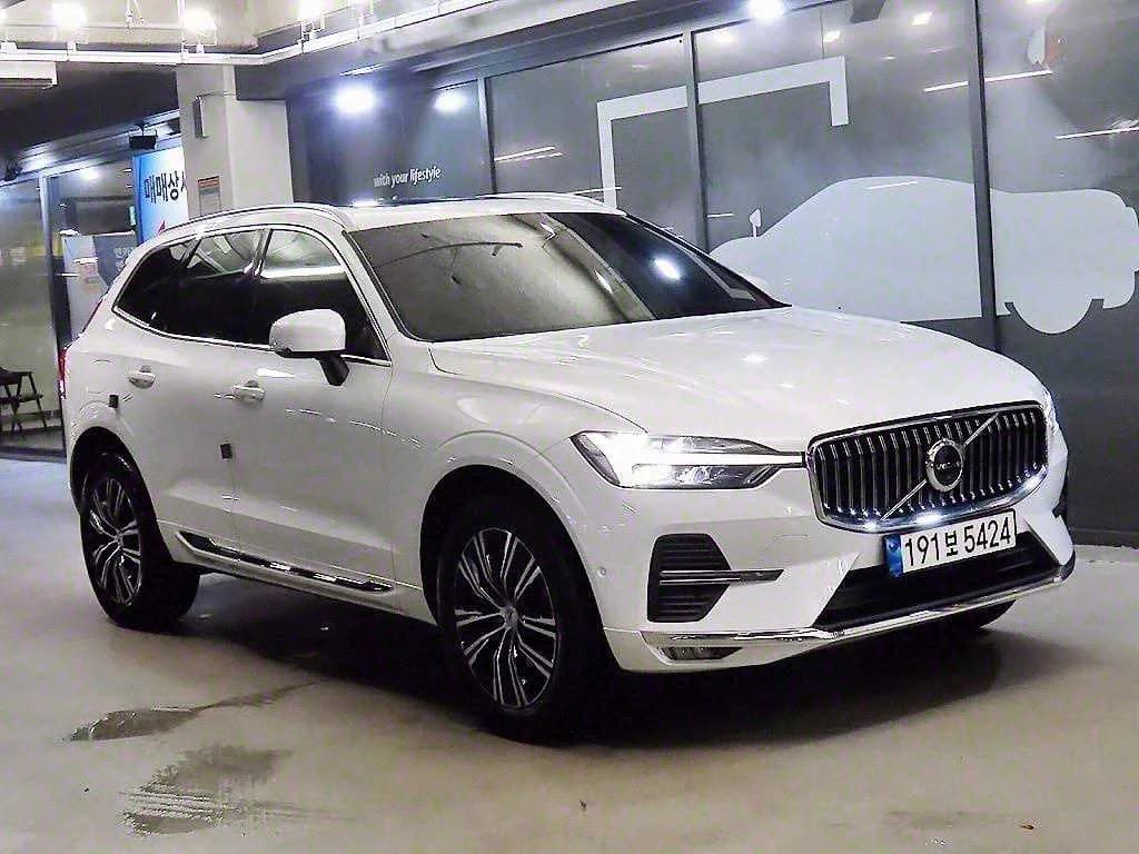 Volvo XC60 B5 Inscription, 2021 г. 45438 км.