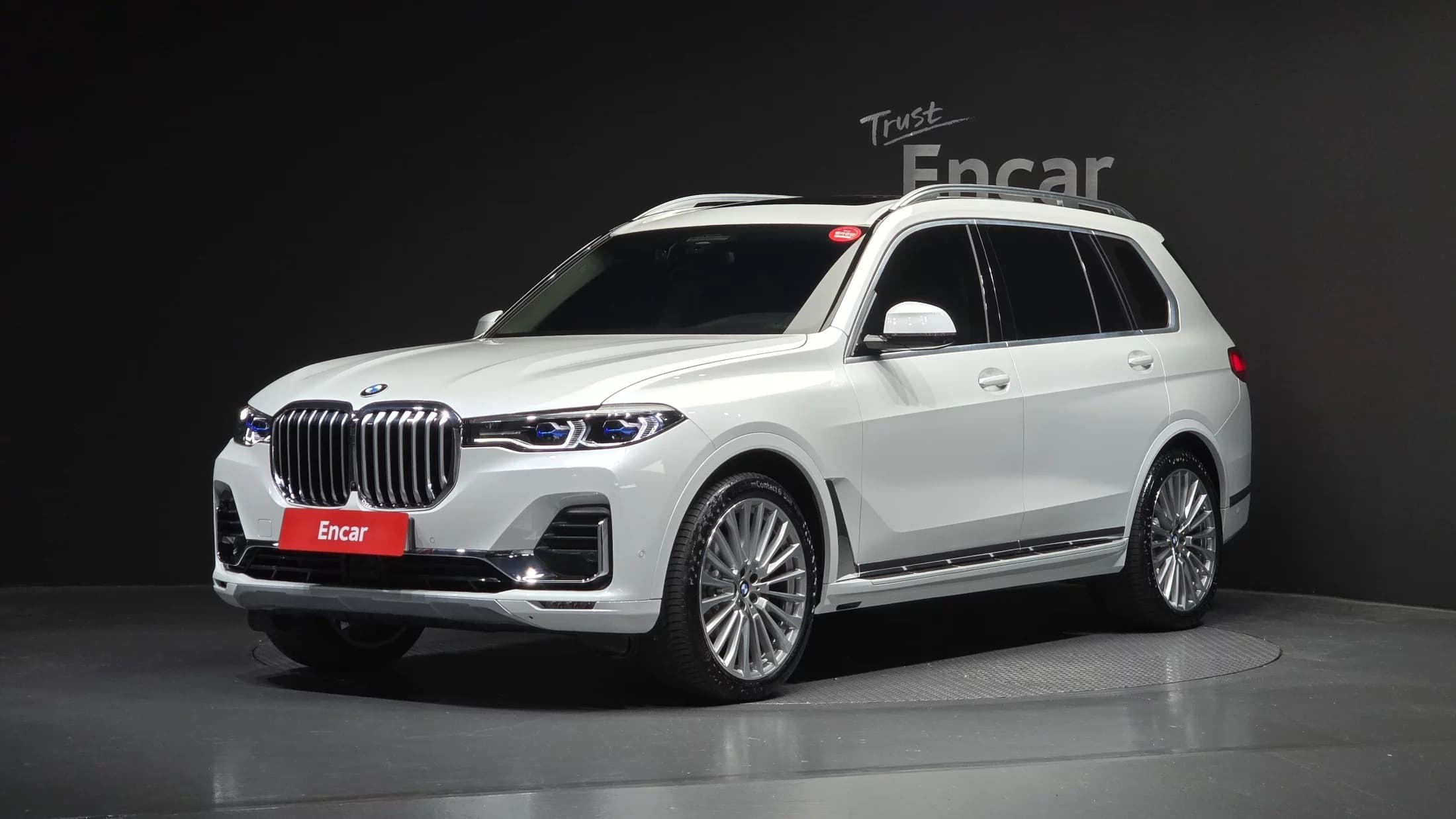 BMW X7 xDrive 40i Design Pure Excellence 7-Seater, 2022 г. 15915 км.