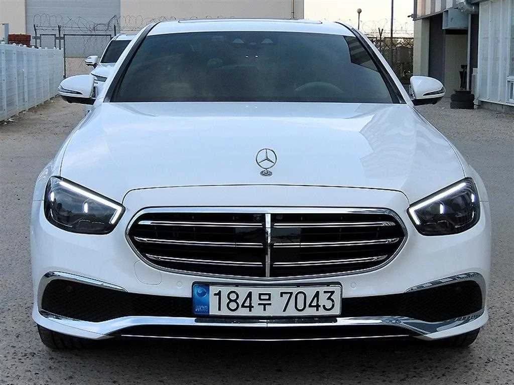 Mercedes-Benz E-Class E300e 4MATIC Exclusive, гибрид, 2023 г. 22176 км.