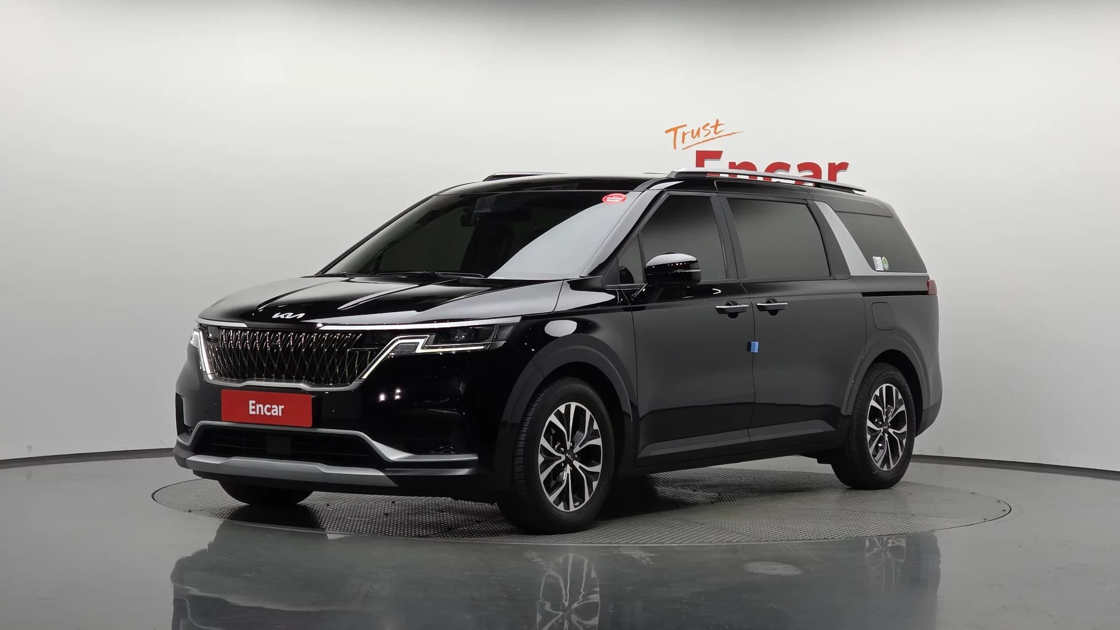 Kia Carnival 9-Seater Prestige, 2021 г. 63538 км.