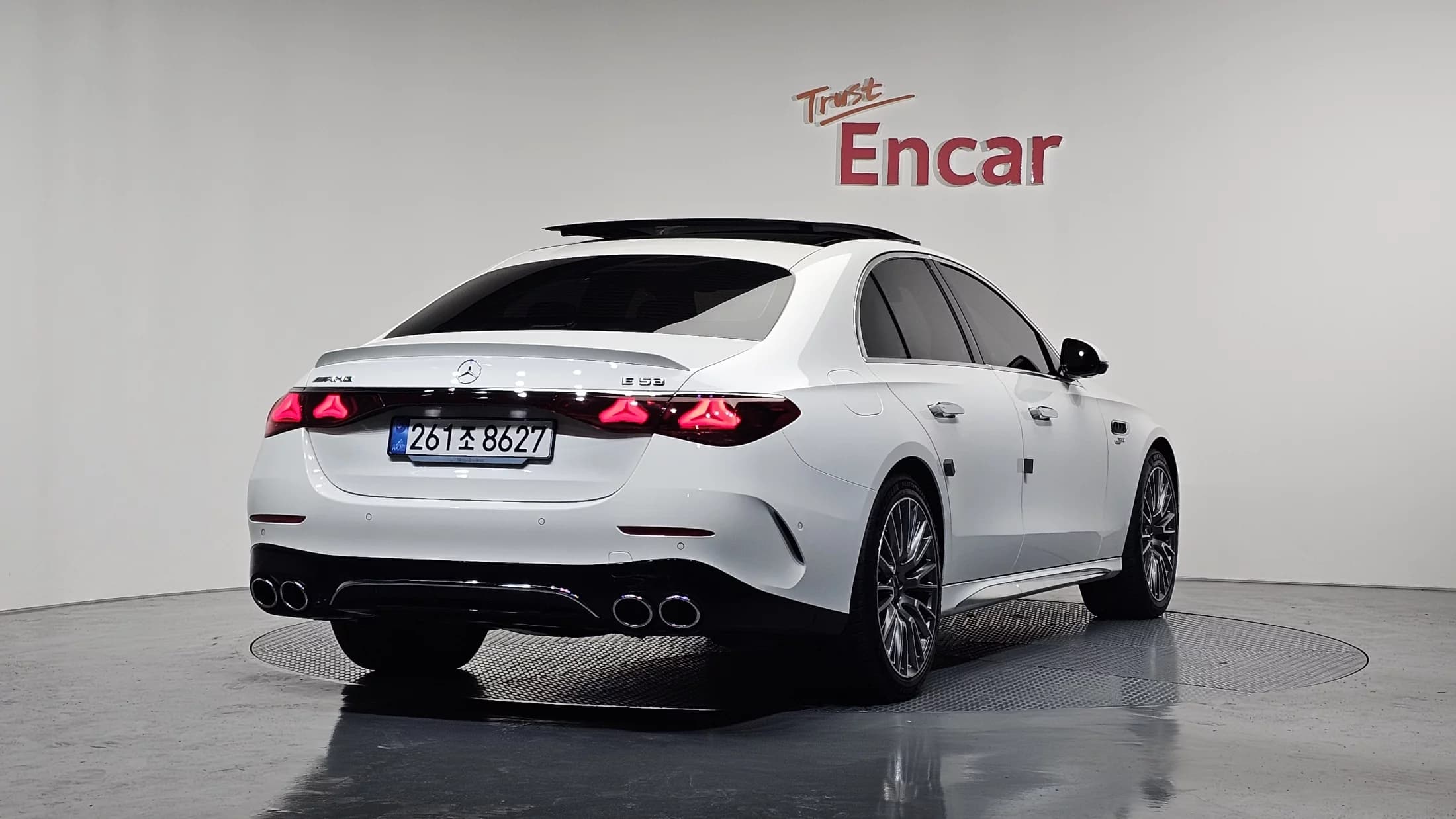 Mercedes-Benz E-Class AMG E53e 4MATIC+, гибрид, 2025 г. 2069 км.