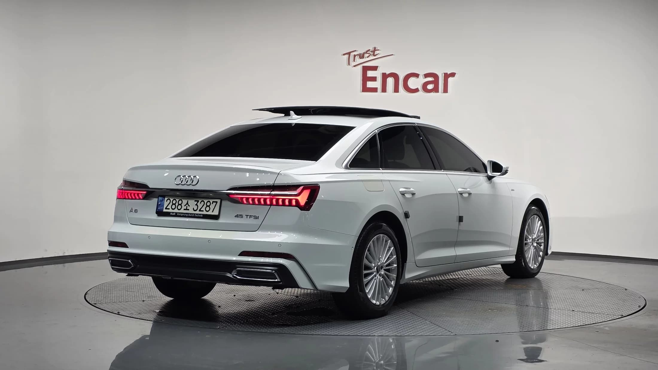 Audi A6 45 TFSI Premium, 2021 г. 34444 км.