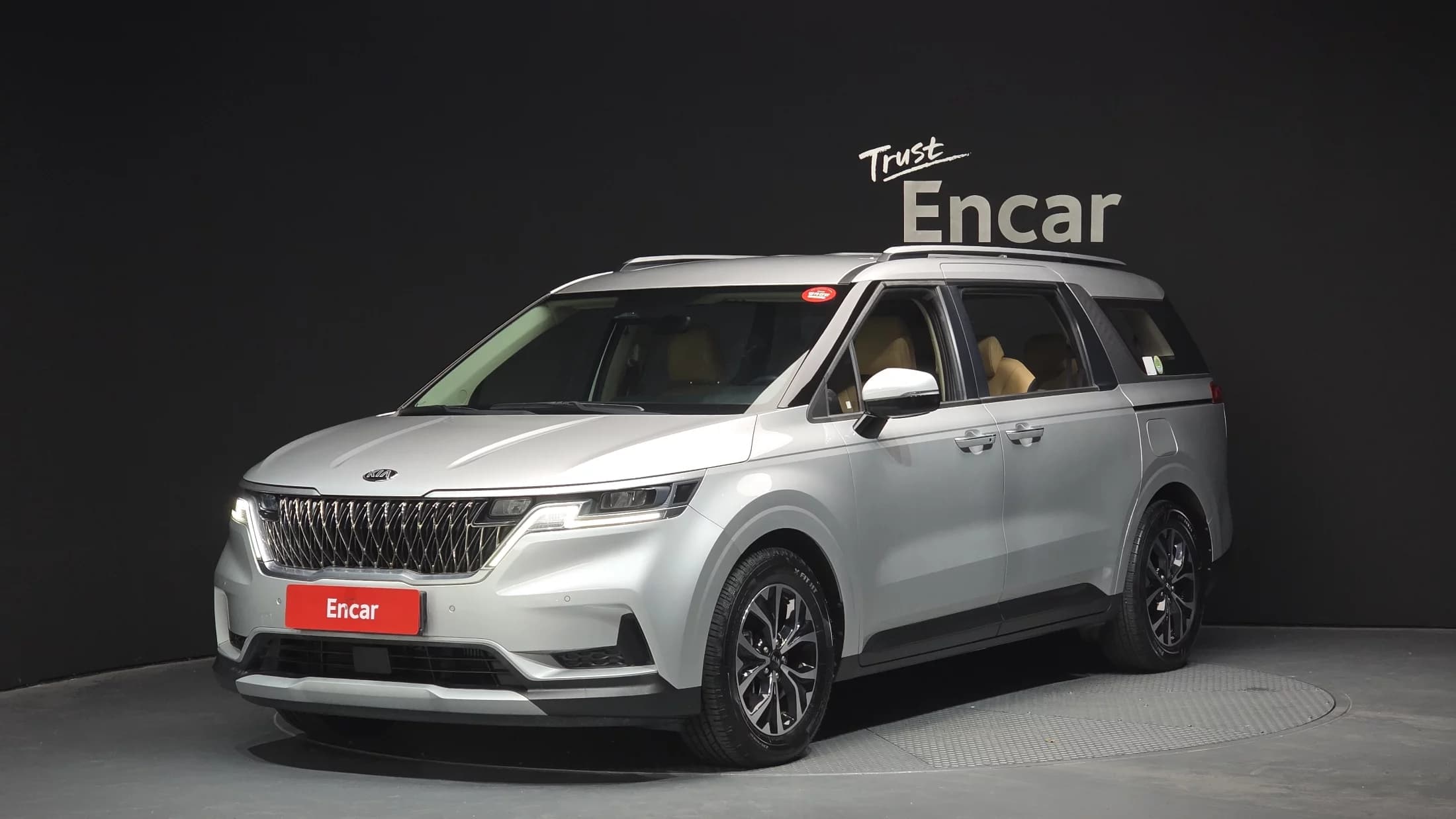 Kia Carnival 9-Seater Prestige, 2021 г. 49497 км.