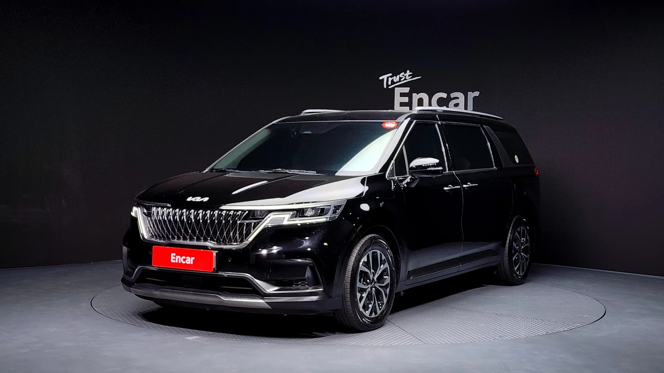 Kia Carnival 9-Seater Noblesse, 2023 г. 85530 км.