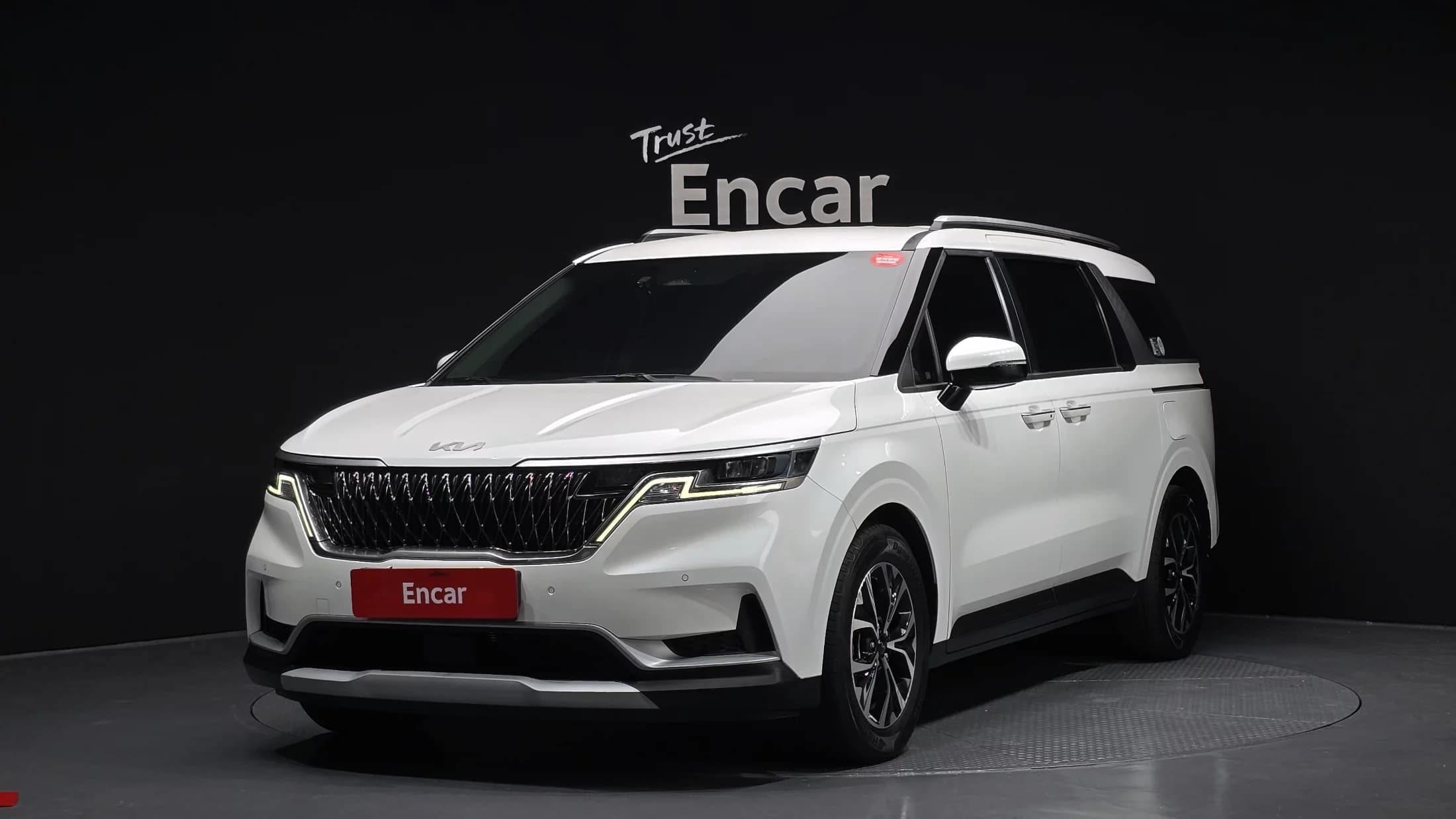 Kia Carnival 9-Seater Prestige, 2021 г. 104152 км.