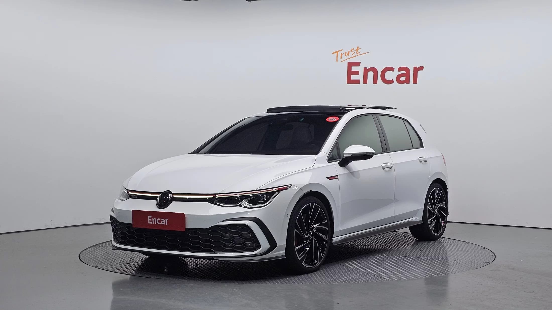 Volkswagen GOLF 2.0 GTI, 2024 г. 15594 км.