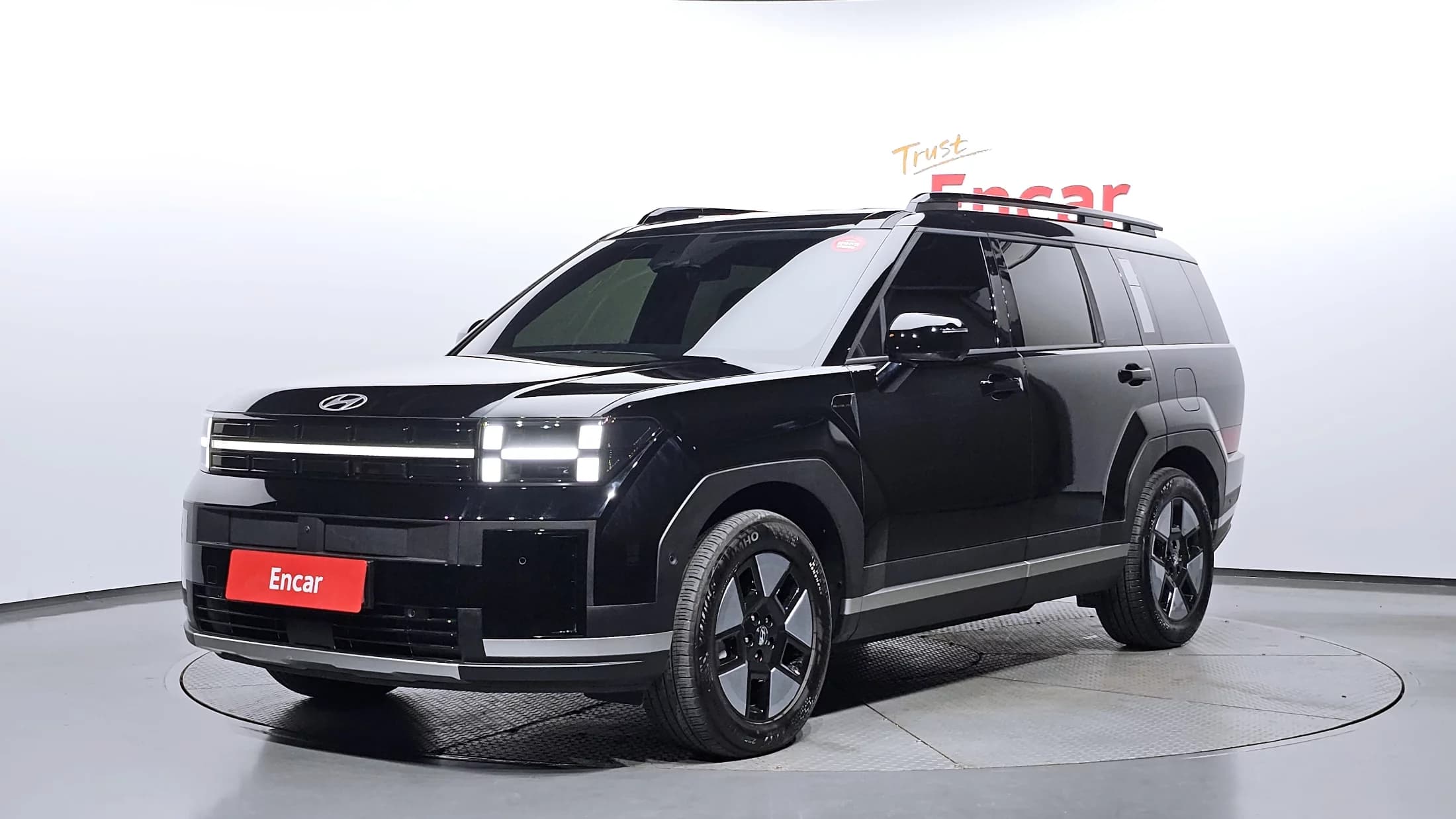 Hyundai Santa Fe HEV 1.6 2WD Prestige, гибрид, 2024 г. 40921 км.