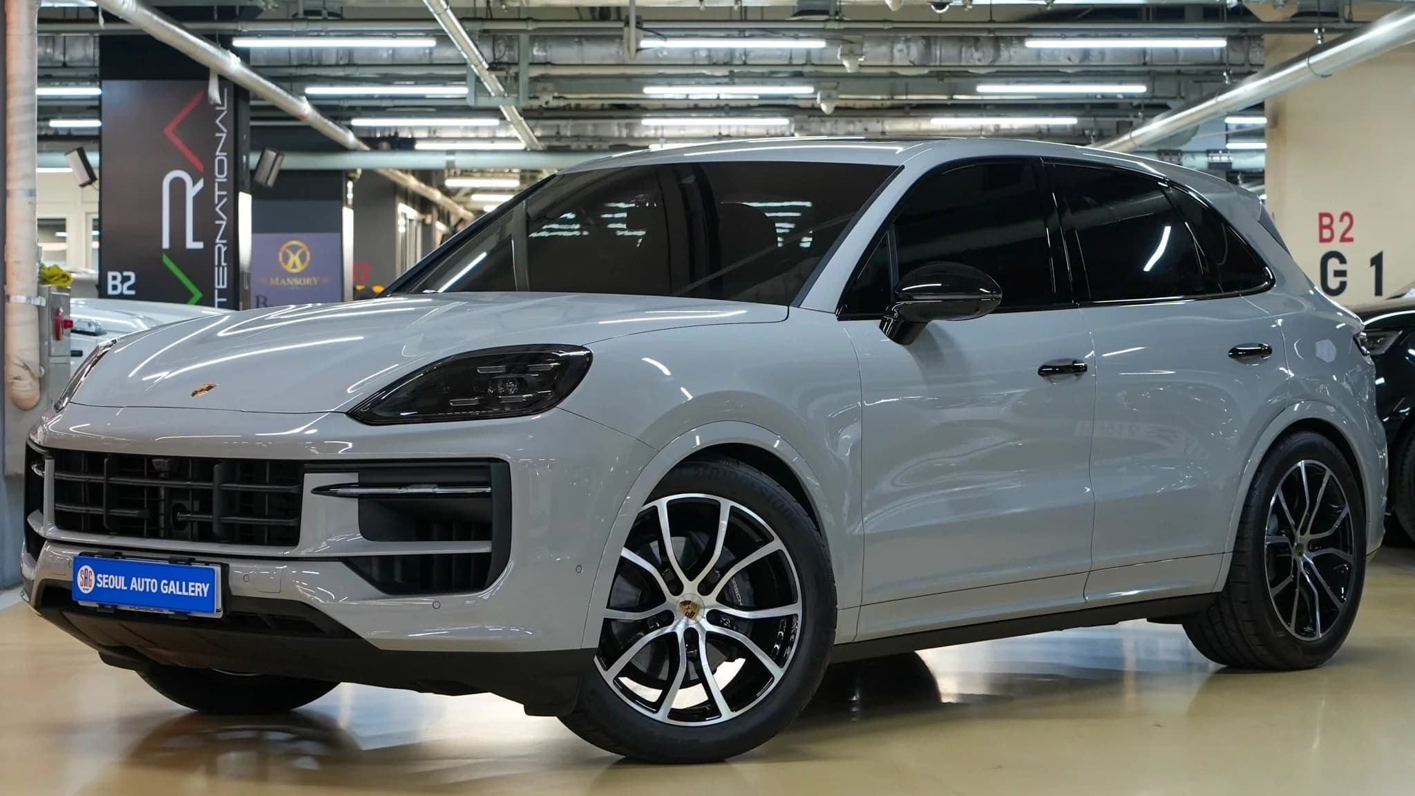 Porsche CAYENNE 3.0, 2023 г. 8970 км.