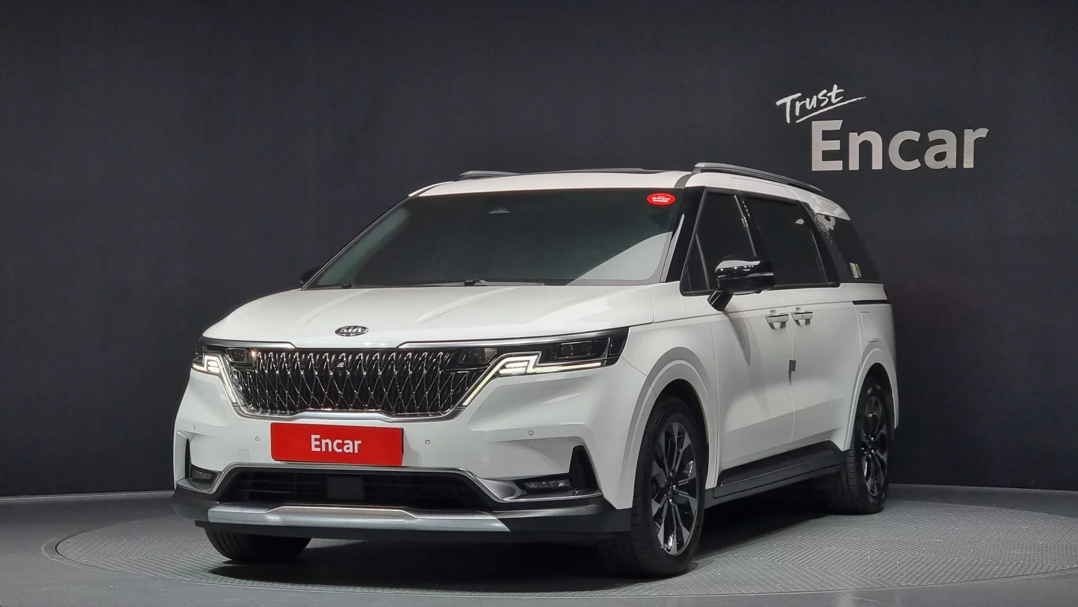 Kia Carnival 9-Seater Signature, 2021 г. 123733 км.