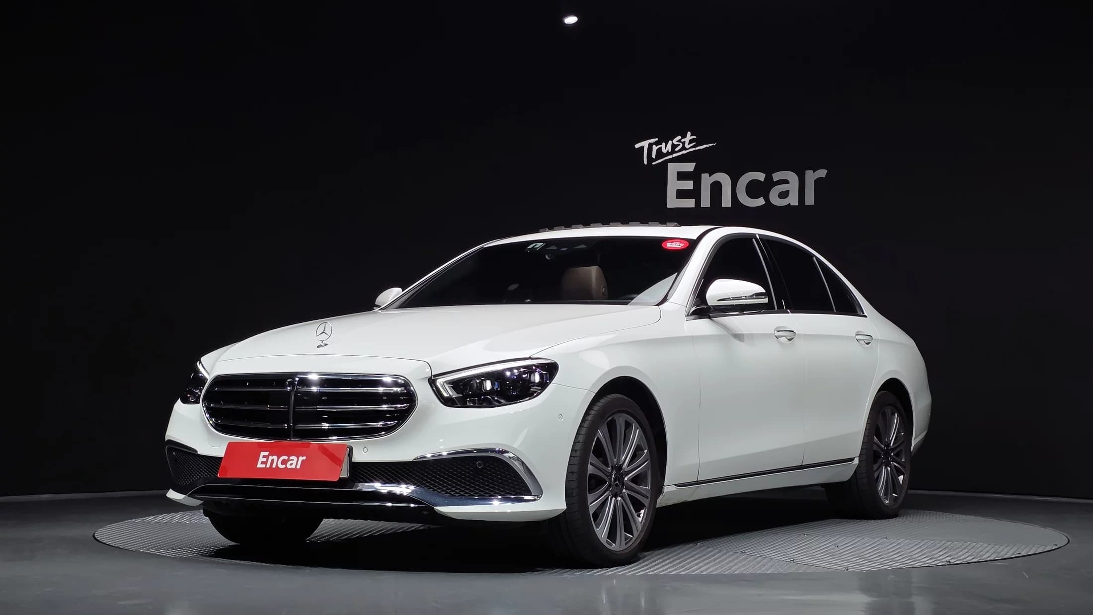 Mercedes-Benz E-Class E350 4MATIC Exclusive, 2023 г. 26733 км.