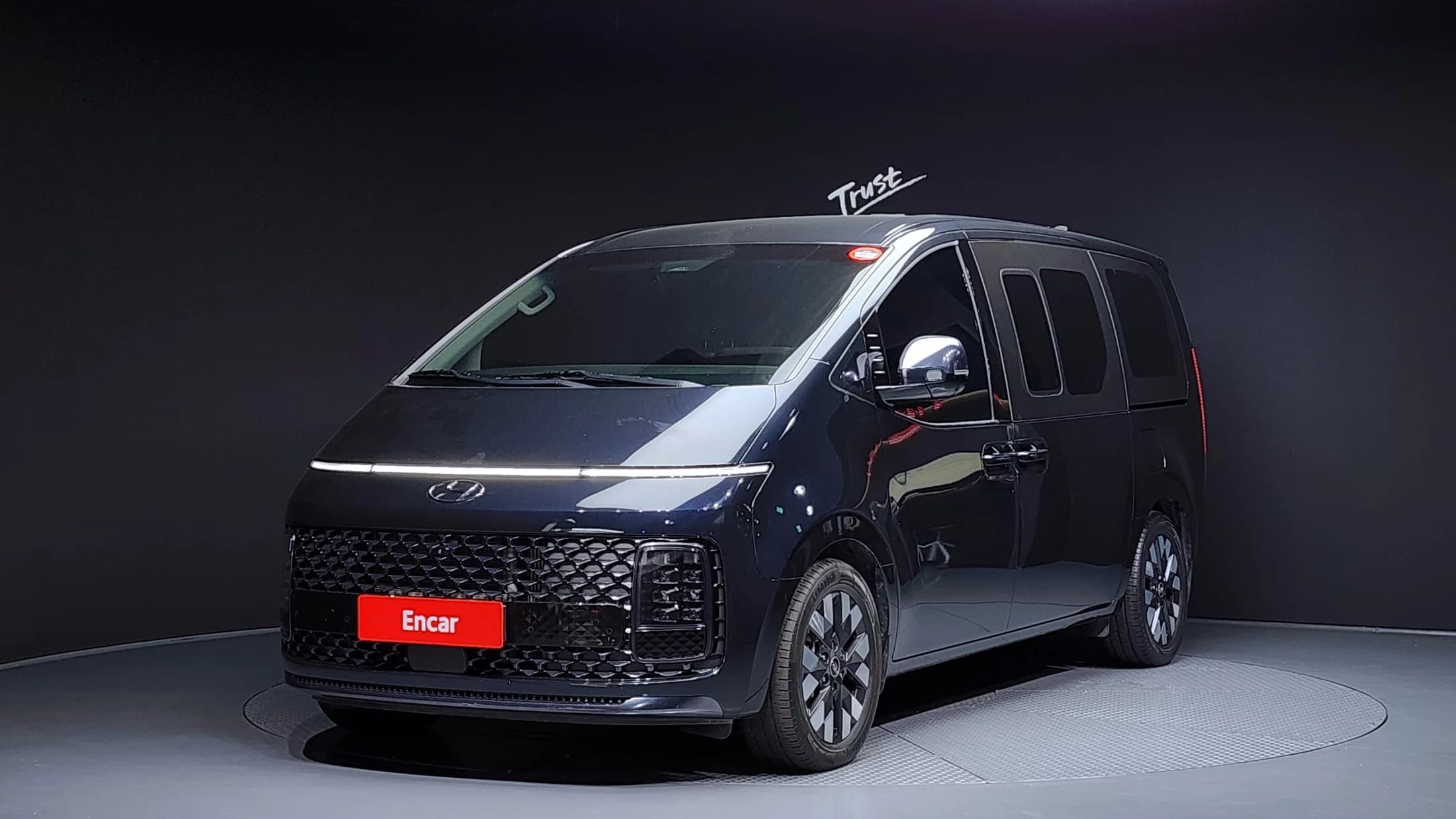 Hyundai Staria Lounge 9-Seater Inspiration, 2023 г. 47209 км.
