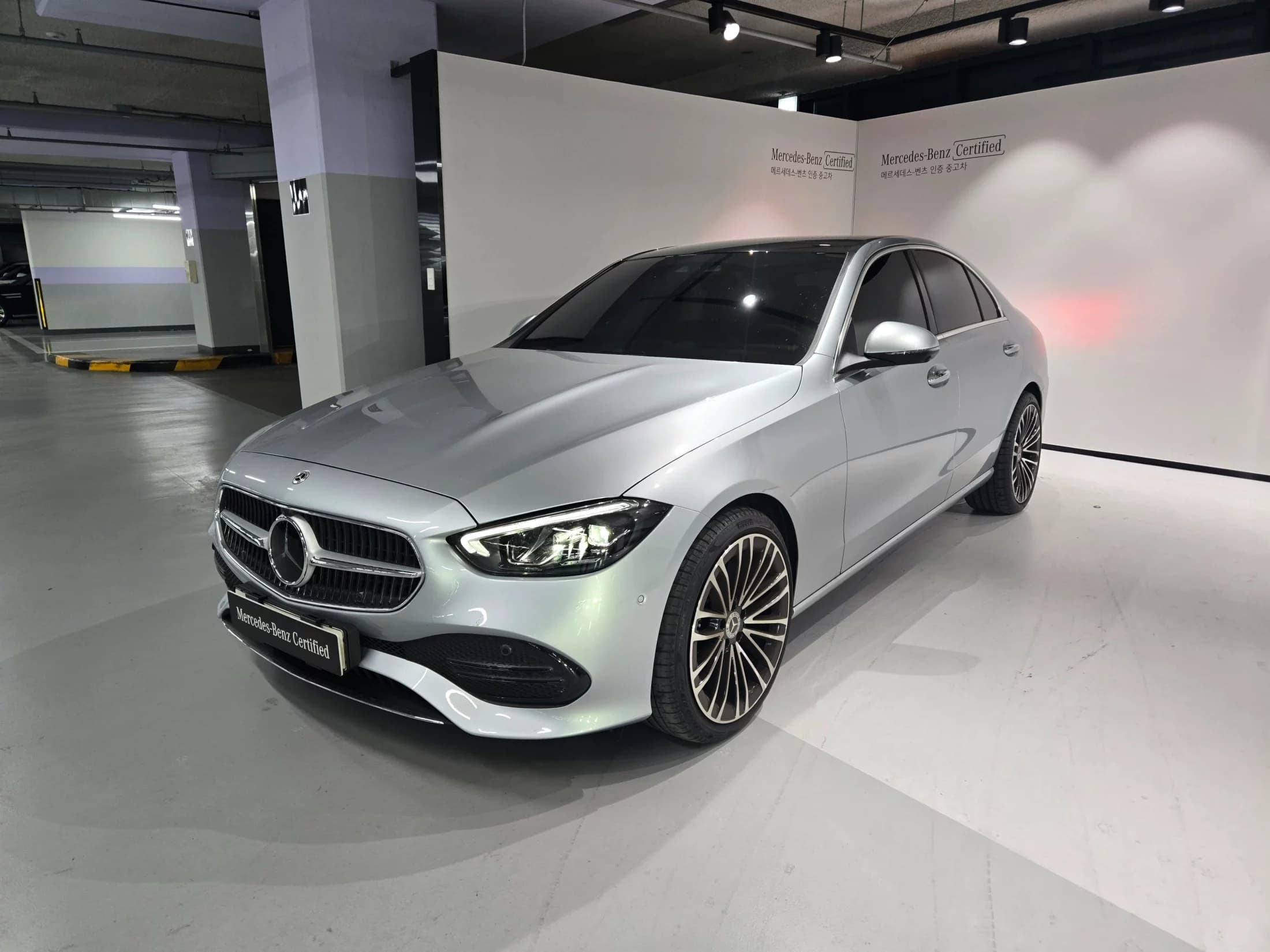 Mercedes-Benz C-Class C300 4MATIC Avantgarde, 2023 г. 6556 км.