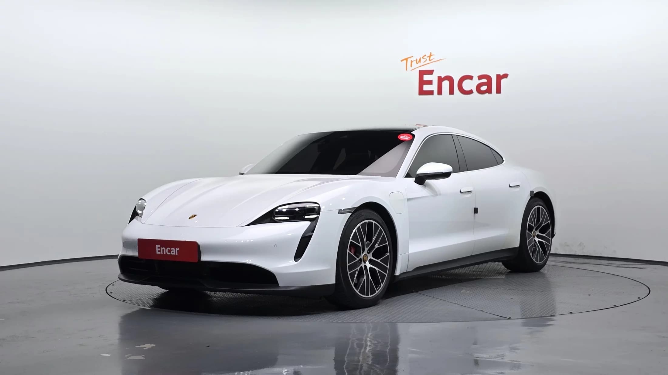 Porsche TAYCAN 4S, электромобиль, 2021 г. 70192 км.