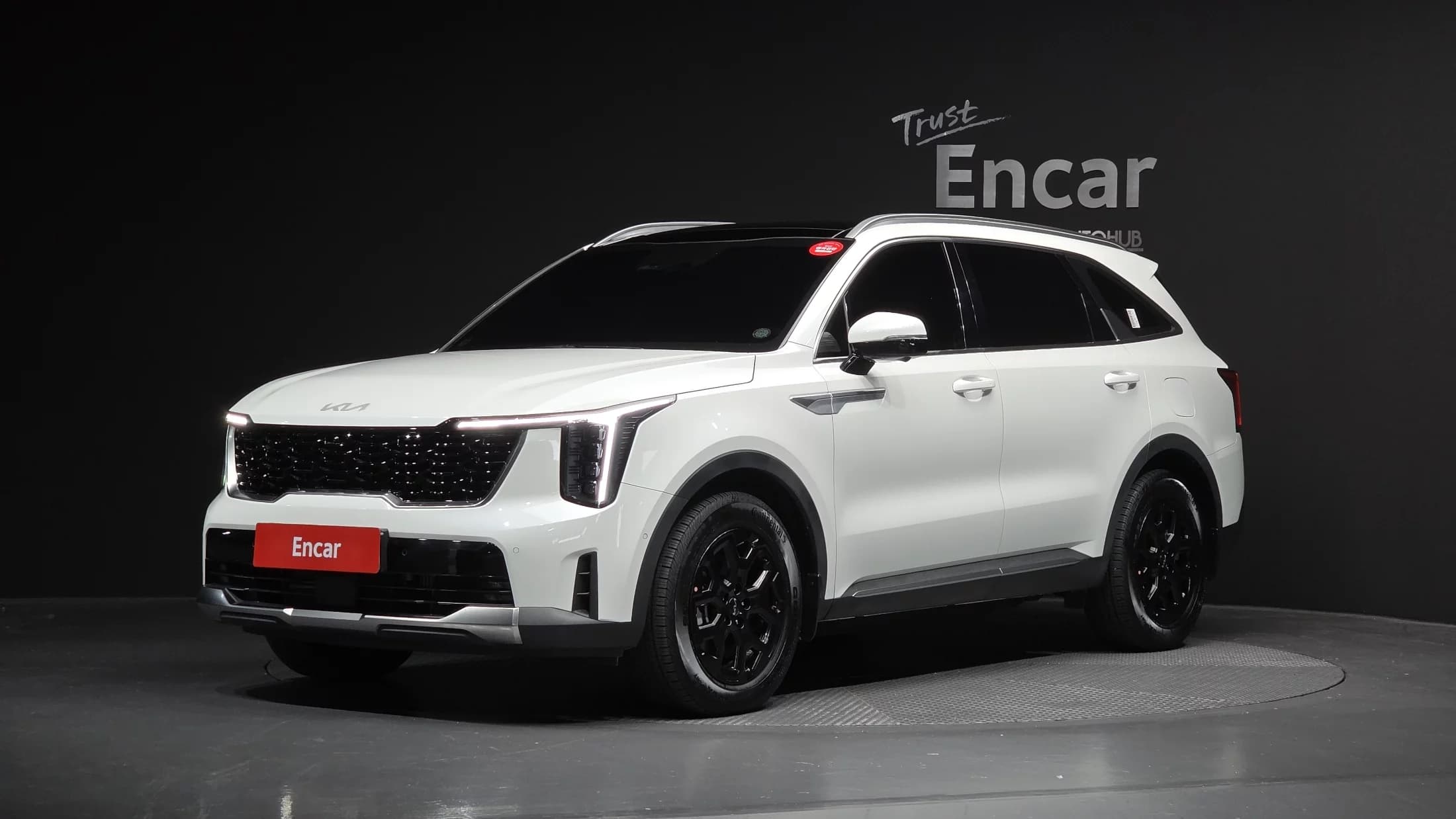 Kia Sorento HEV 1.6 2WD Signature, гибрид, 2024 г. 8570 км.