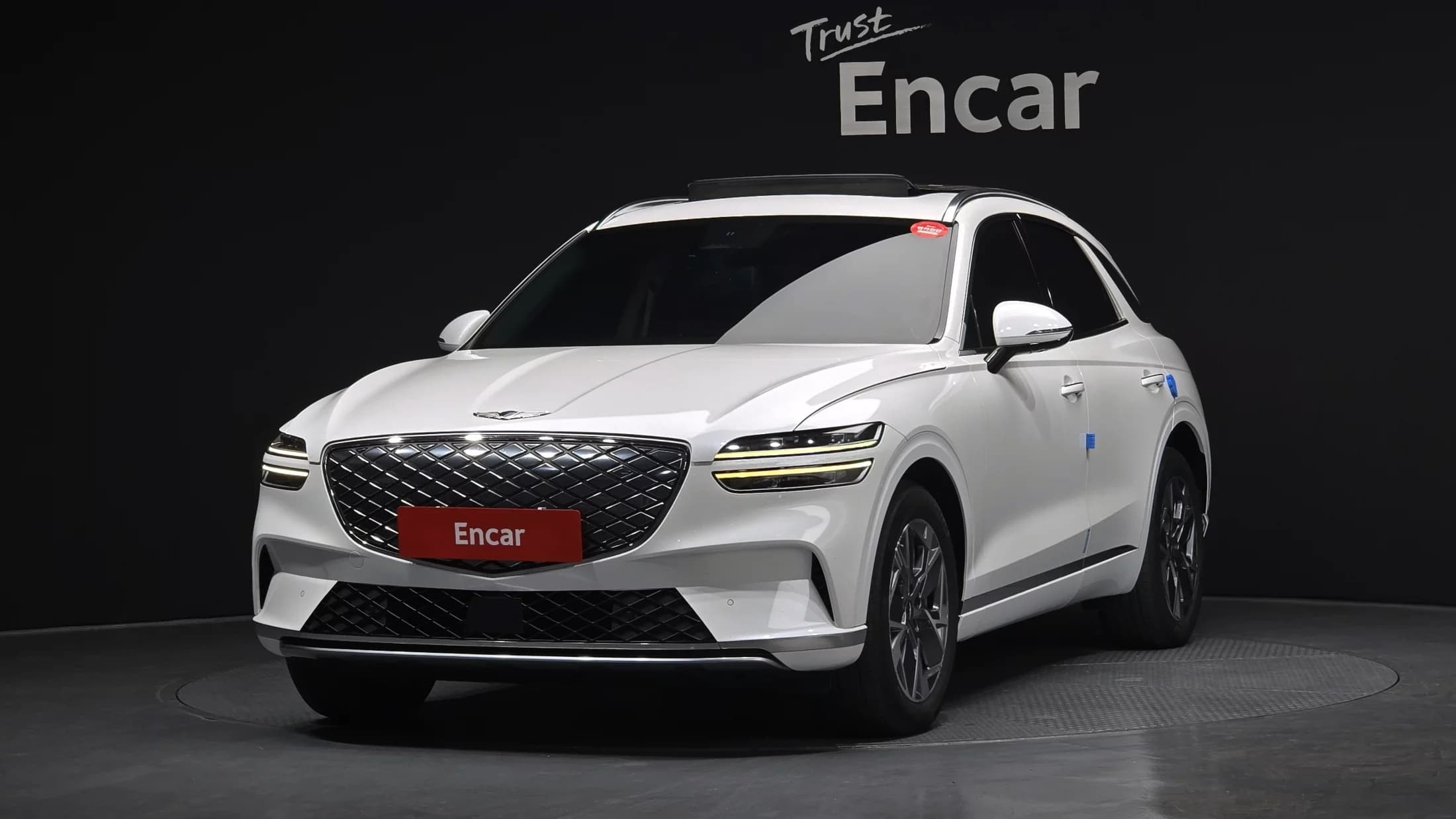 Genesis GV70 e-AWD, электромобиль, 2022 г. 58742 км.
