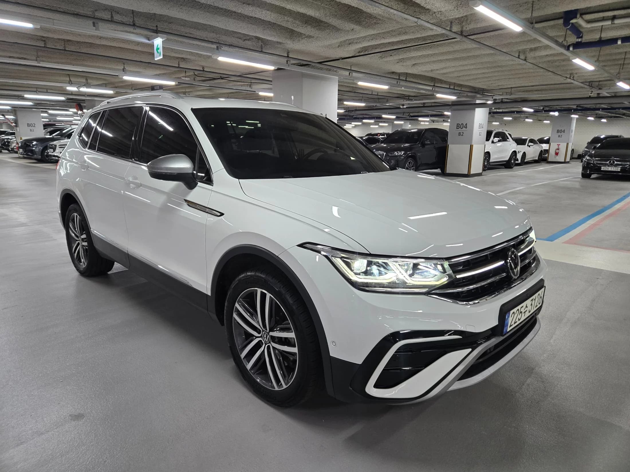 Volkswagen TIGUAN 2.0 TSI Prestige, 2022 г. 66703 км.