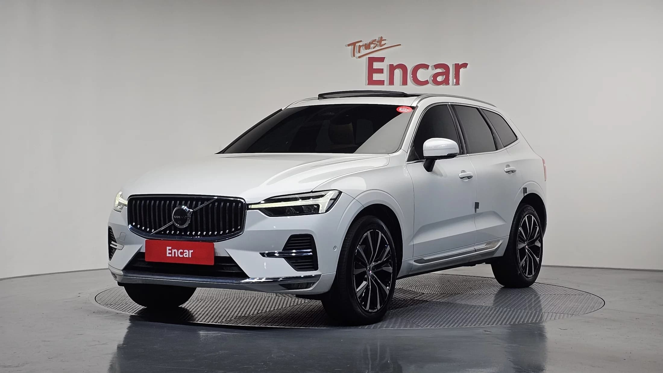 Volvo XC60 B6 Ultimate Bright, 2022 г. 54738 км.
