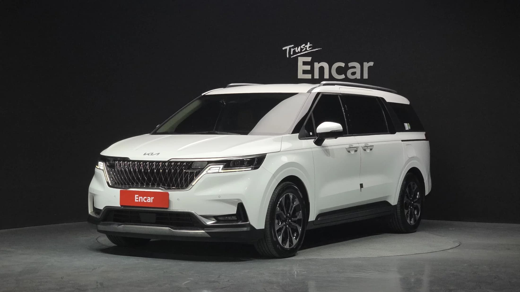 Kia Carnival 7-Seater Signature, 2022 г. 118317 км.