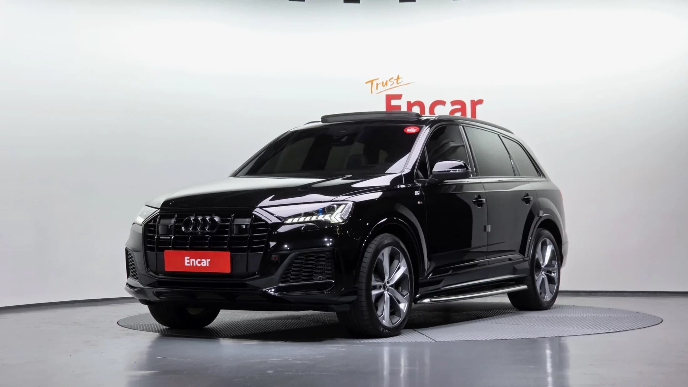 Audi Q7 55 TFSI Quattro Premium, 2023 г. 7957 км.