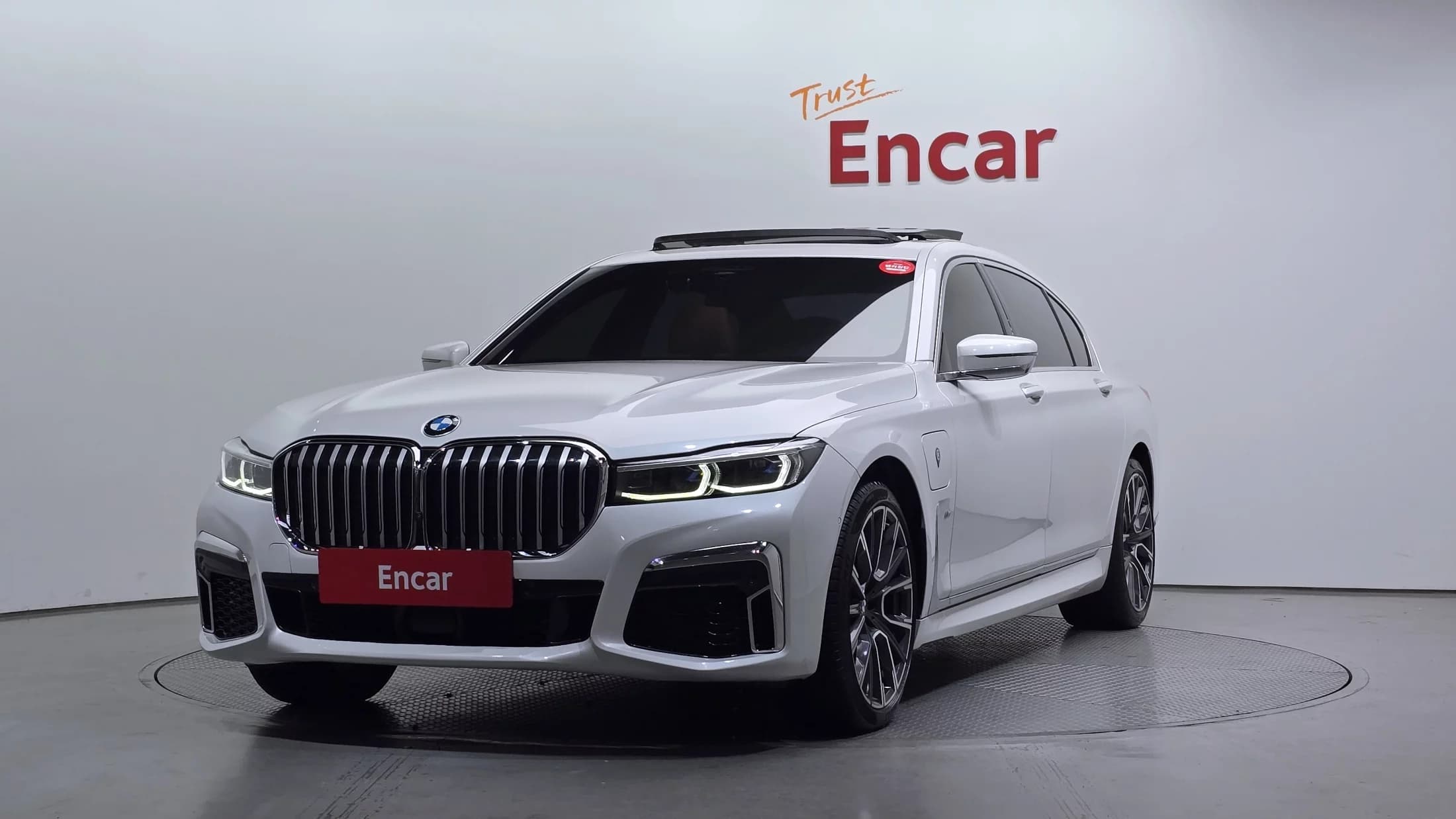 BMW 7-Series 745Le iPerformance M Sport, гибрид, 2021 г. 61812 км.