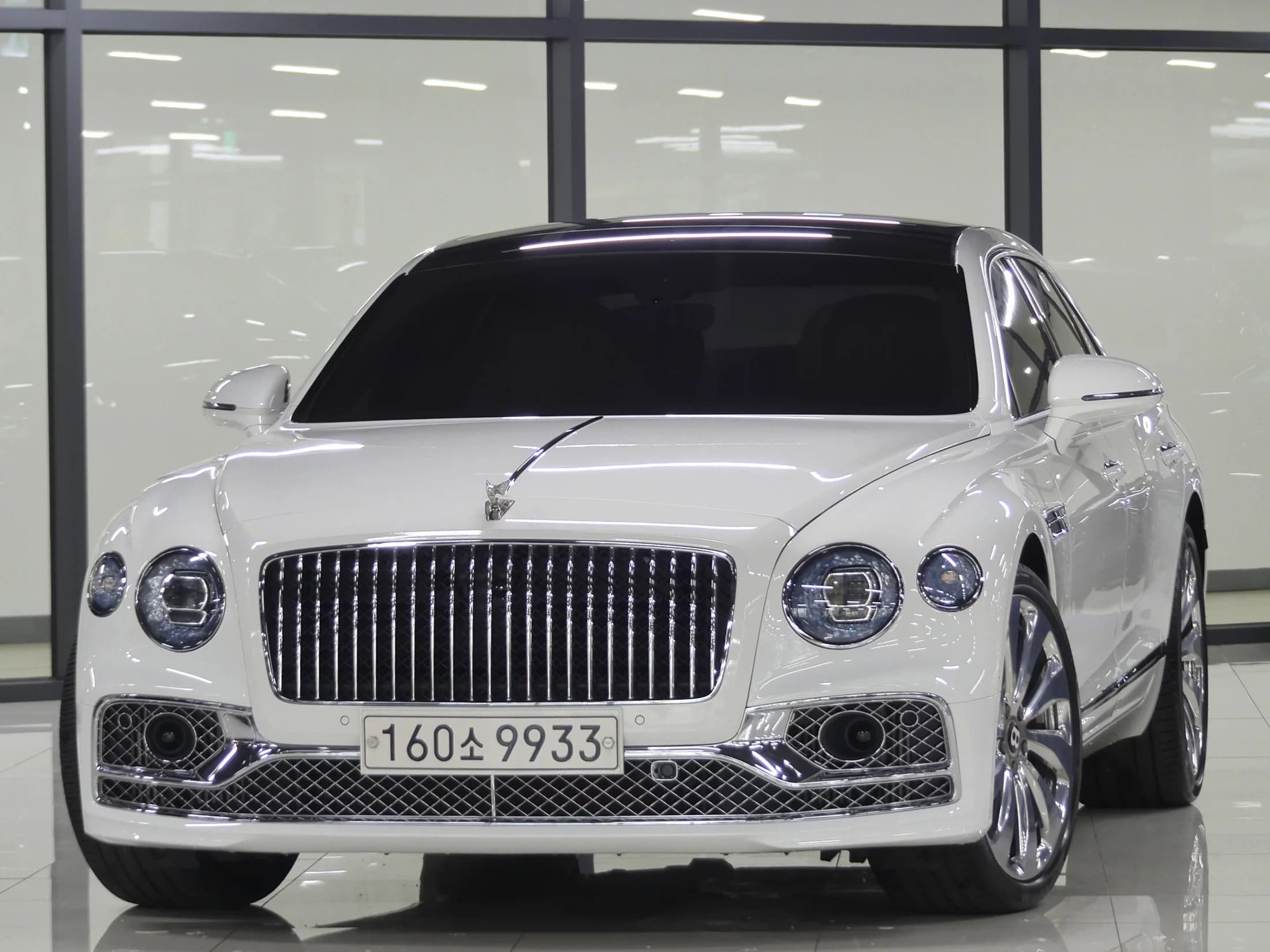 Bentley Flying Spur 4.0, 2021 г. 16468 км.