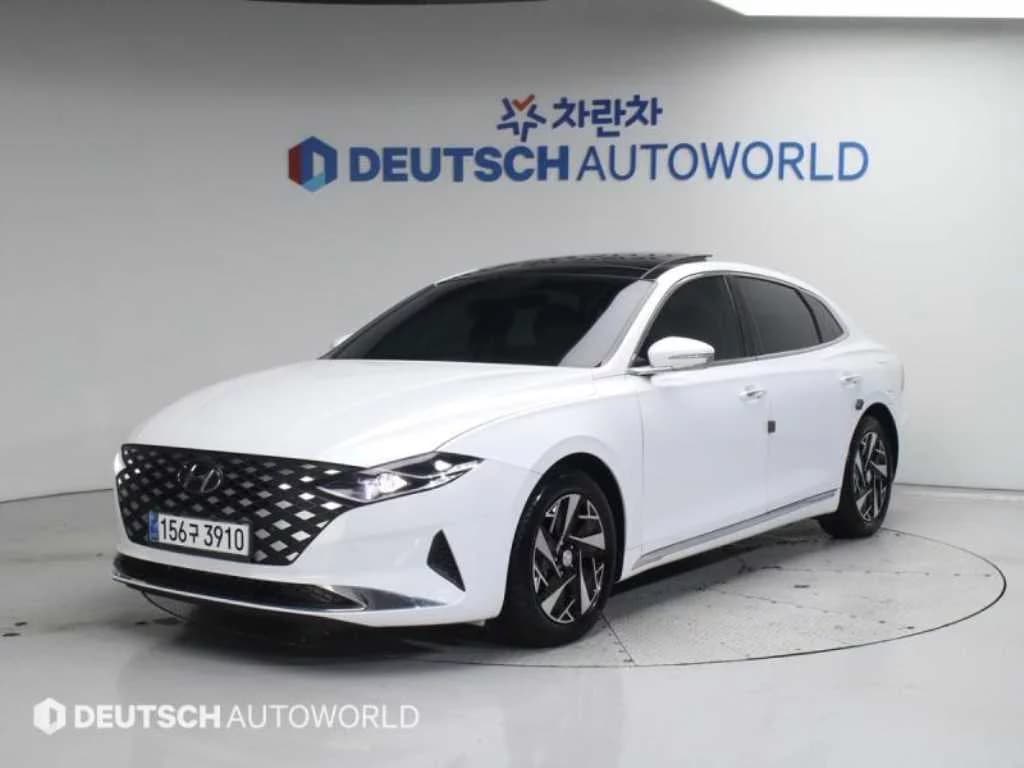 Hyundai Grandeur Premium, гибрид, 2021 г. 31365 км.