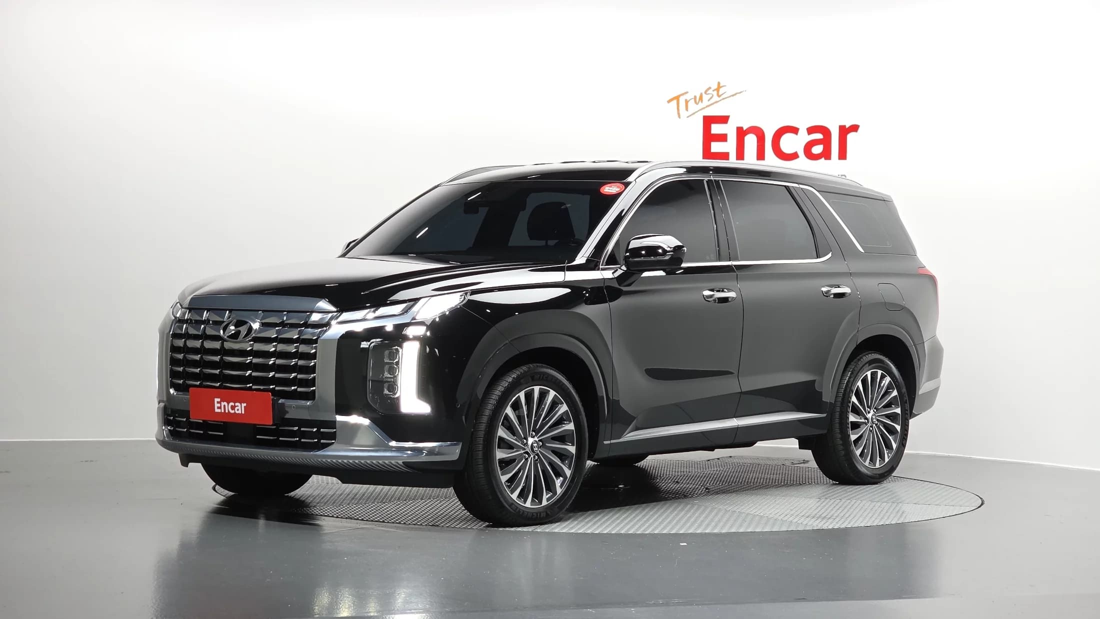 Hyundai Palisade Gasoline 3.8 2WD Calligraphy, 2024 г. 10041 км.