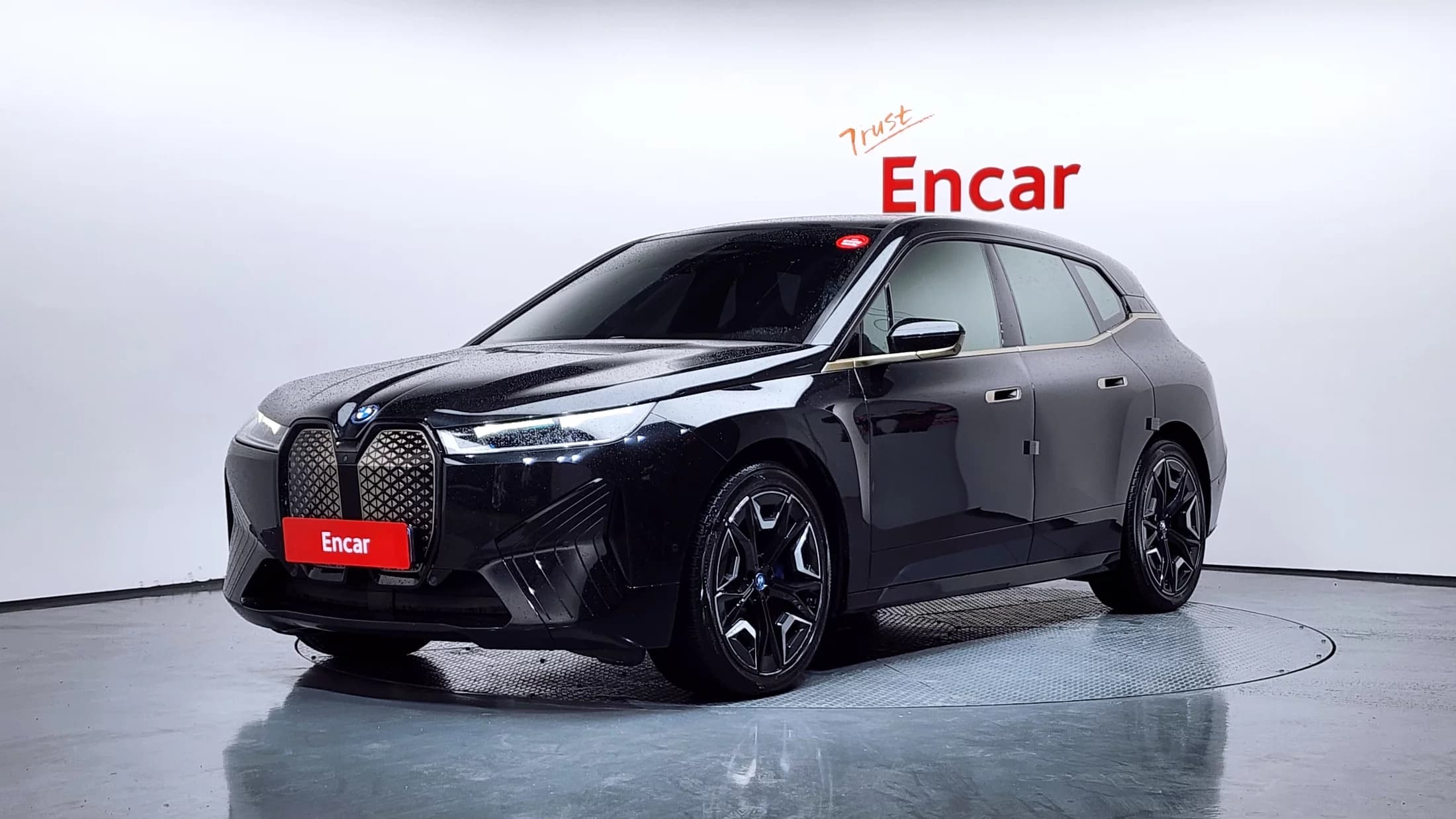 BMW iX xDrive40 First Edition, электромобиль, 2021 г. 58644 км.