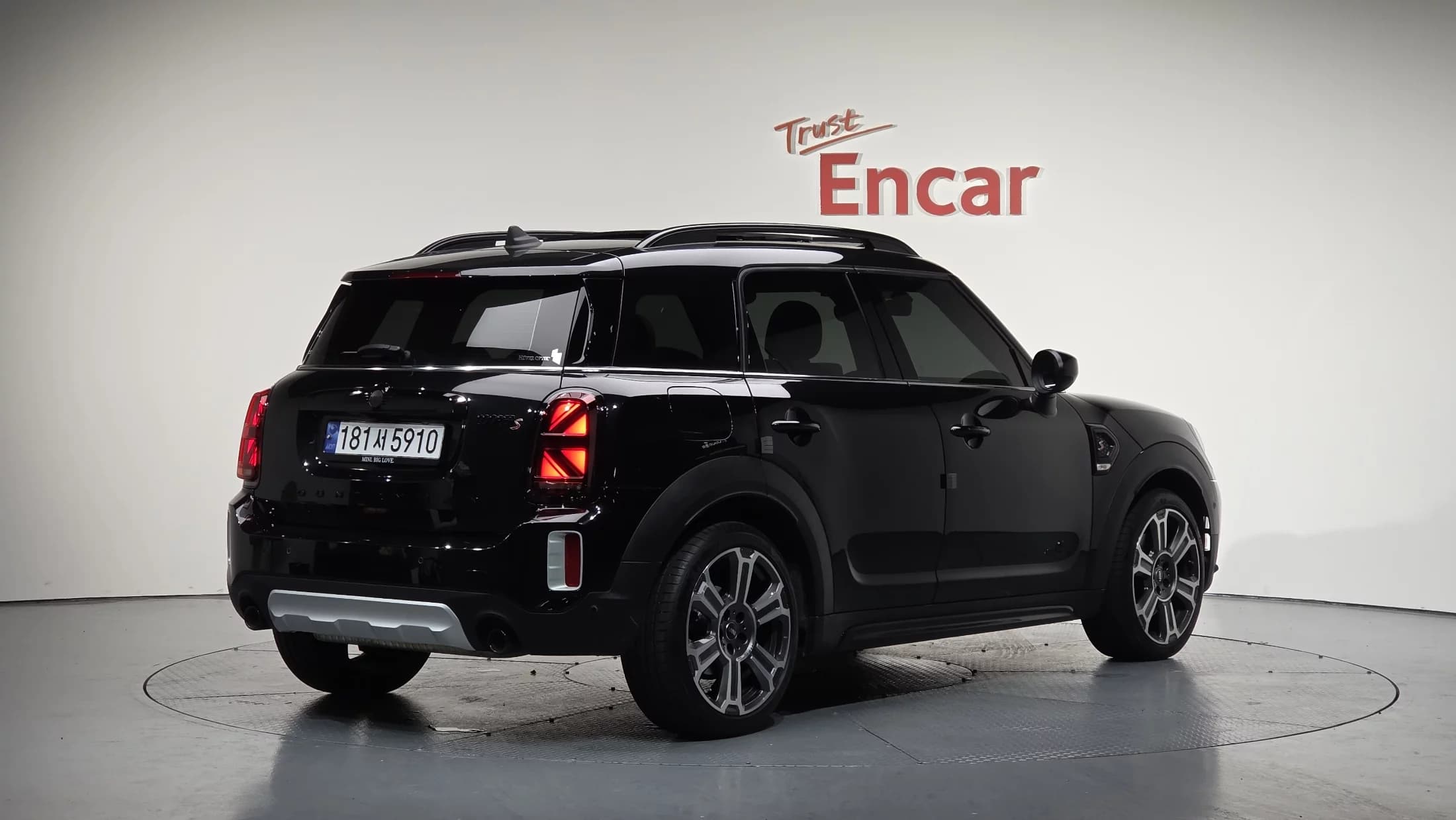MINI Countryman ALL4 Classic 2nd, 2024 г. 9285 км.