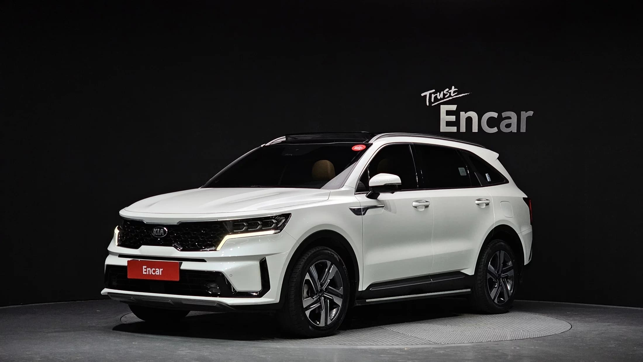 Kia Sorento HEV 1.6 4WD Signature, гибрид, 2021 г. 63755 км.