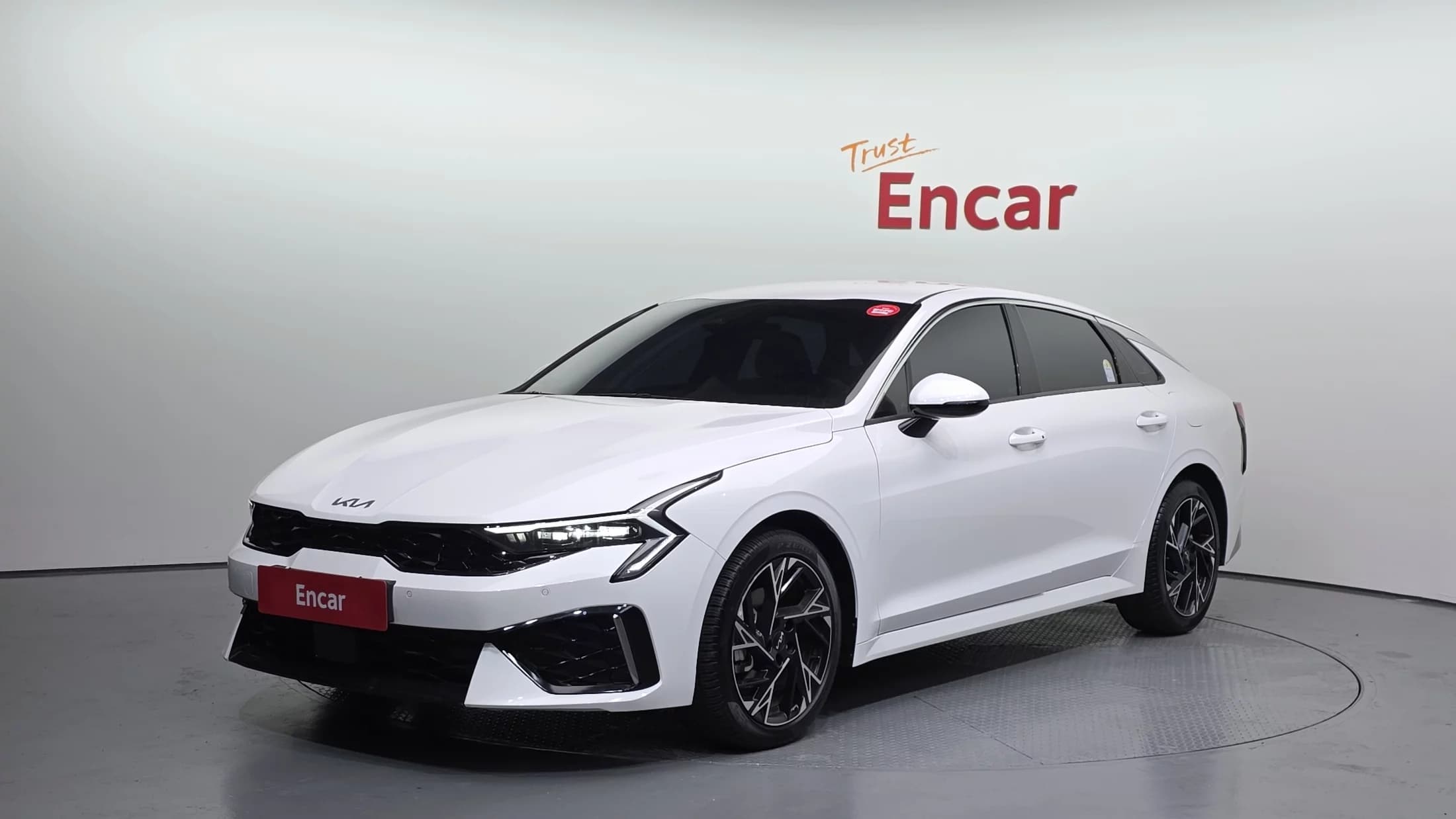 Kia K5 (Киа Оптима) 2.0 Prestige, 2024 г. 9767 км.